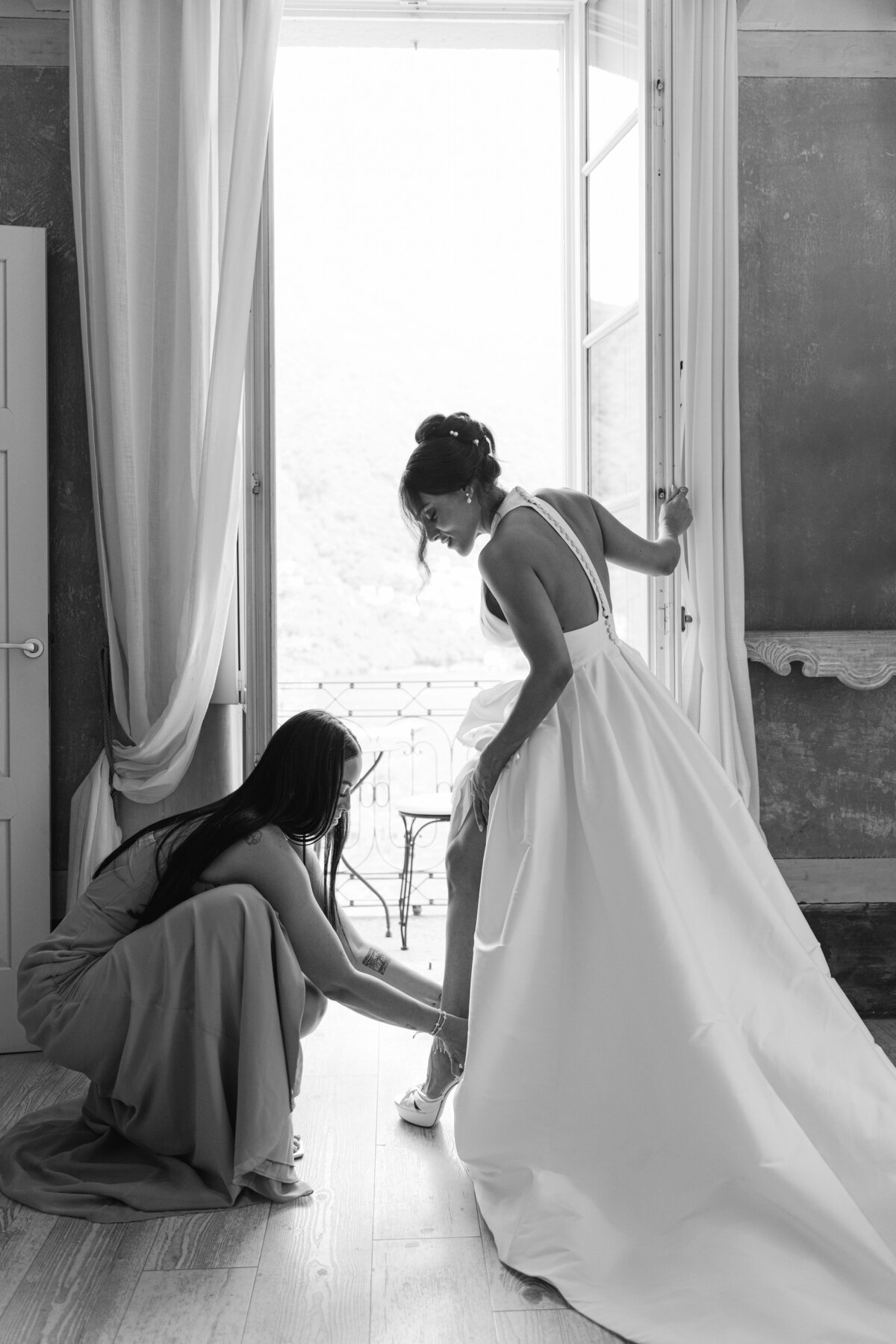 Angela-Bryan-Lake-Como-Elopement-Amali-Studios-28