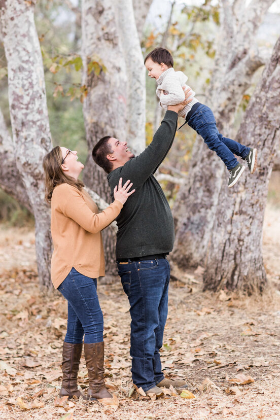 family-with-young-son-under-tree--sweetwater-river-bridge-san-diego