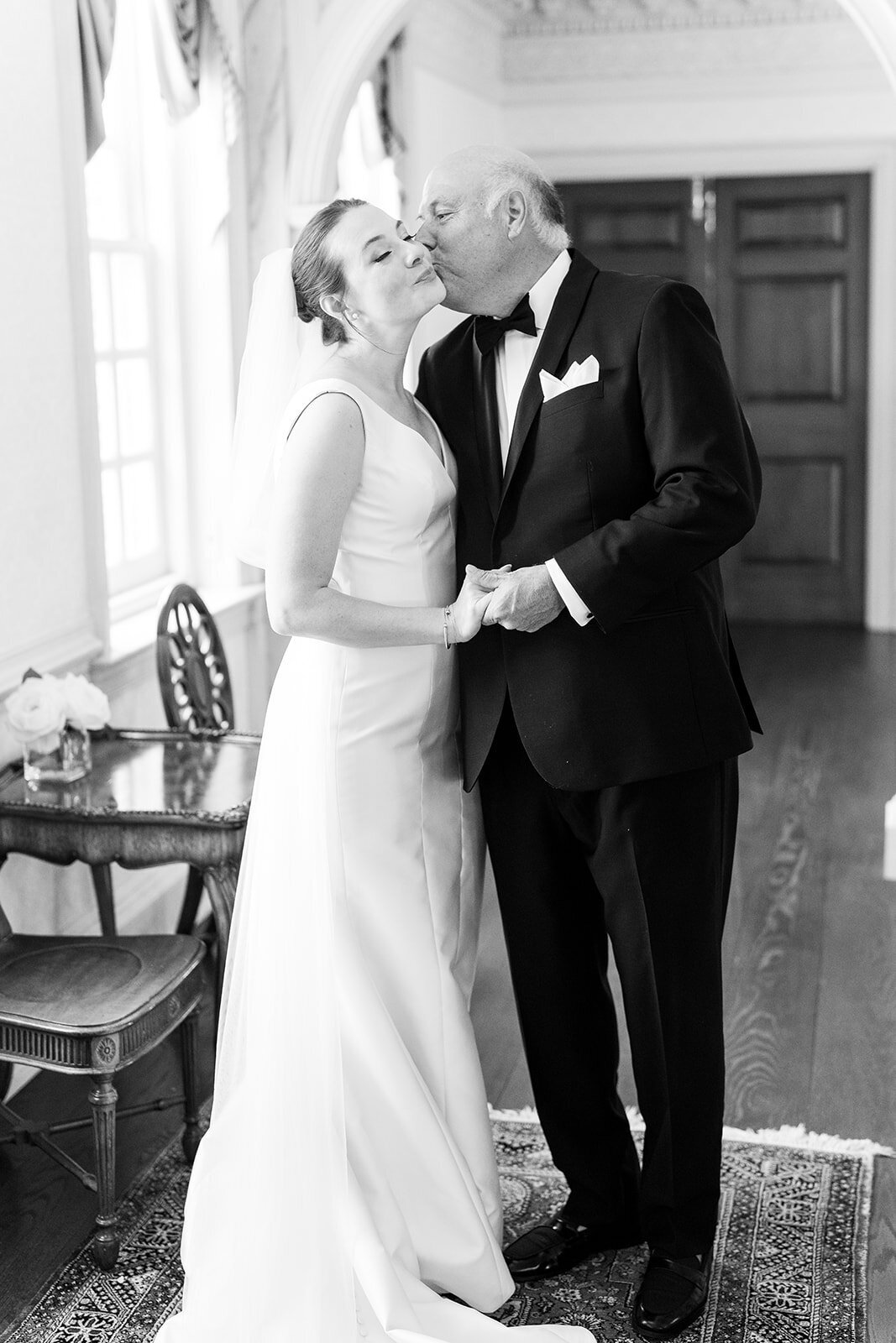 Hannah Malloy Virginia Wedding and Family Photographer