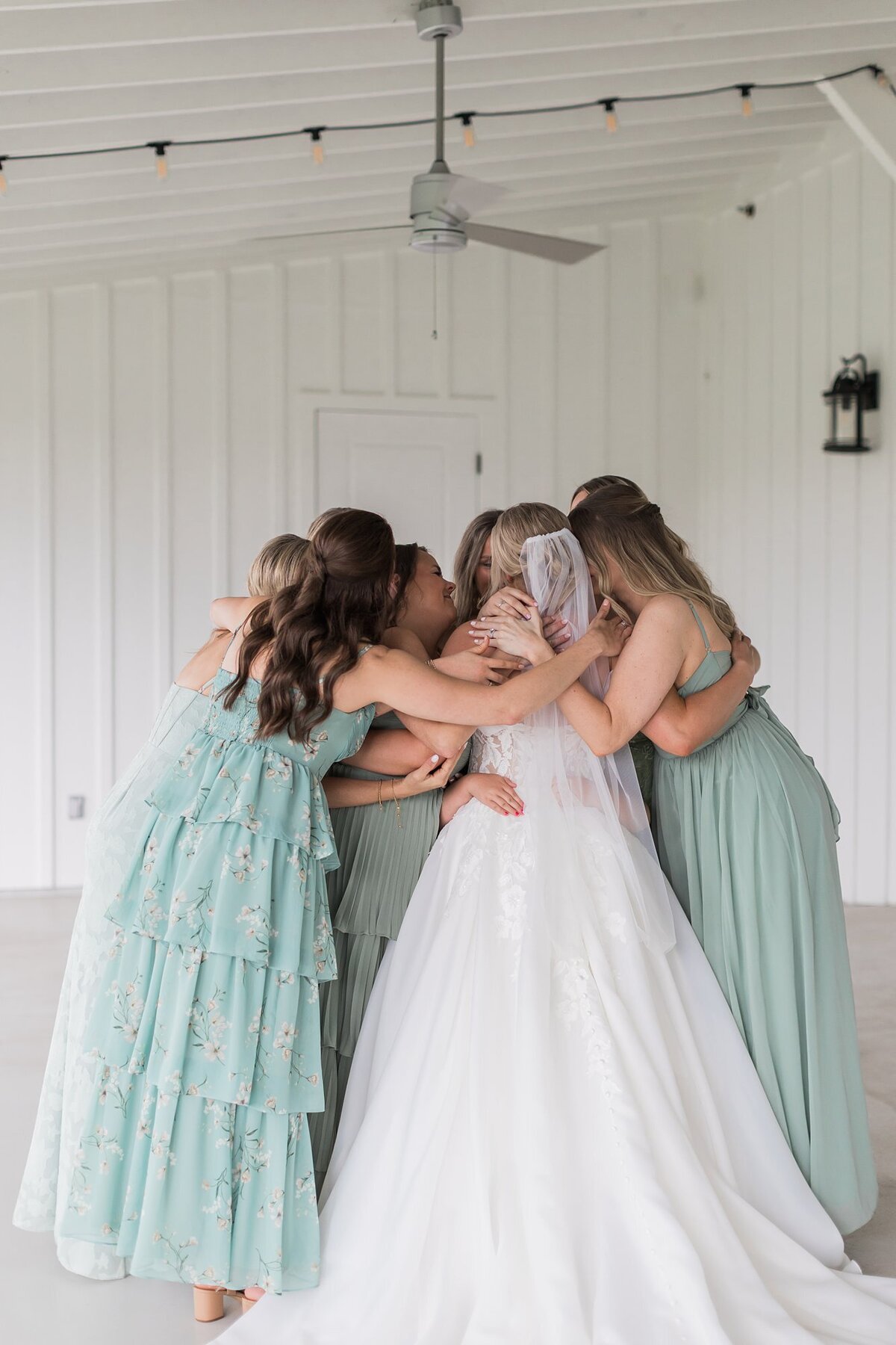 DanielleandAaronTheFarmhouseKristinNicholePhotography32