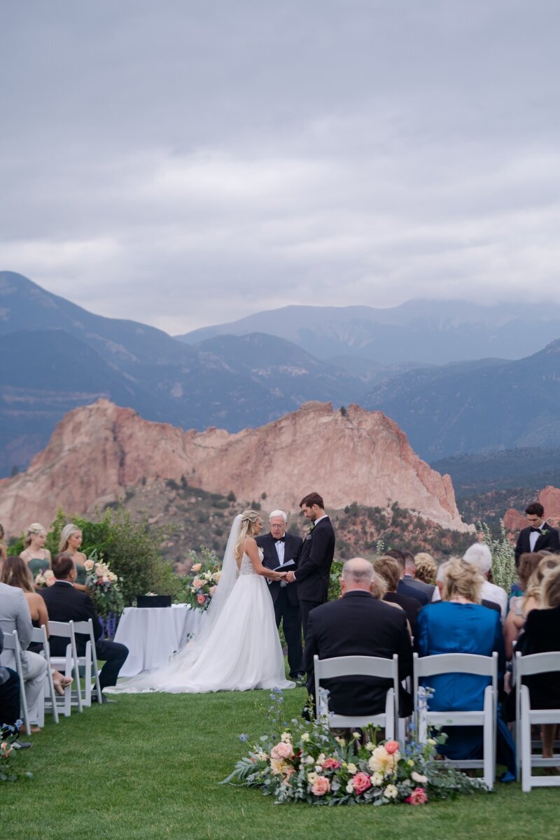 Summer wedding Garden of the Gods Resort
