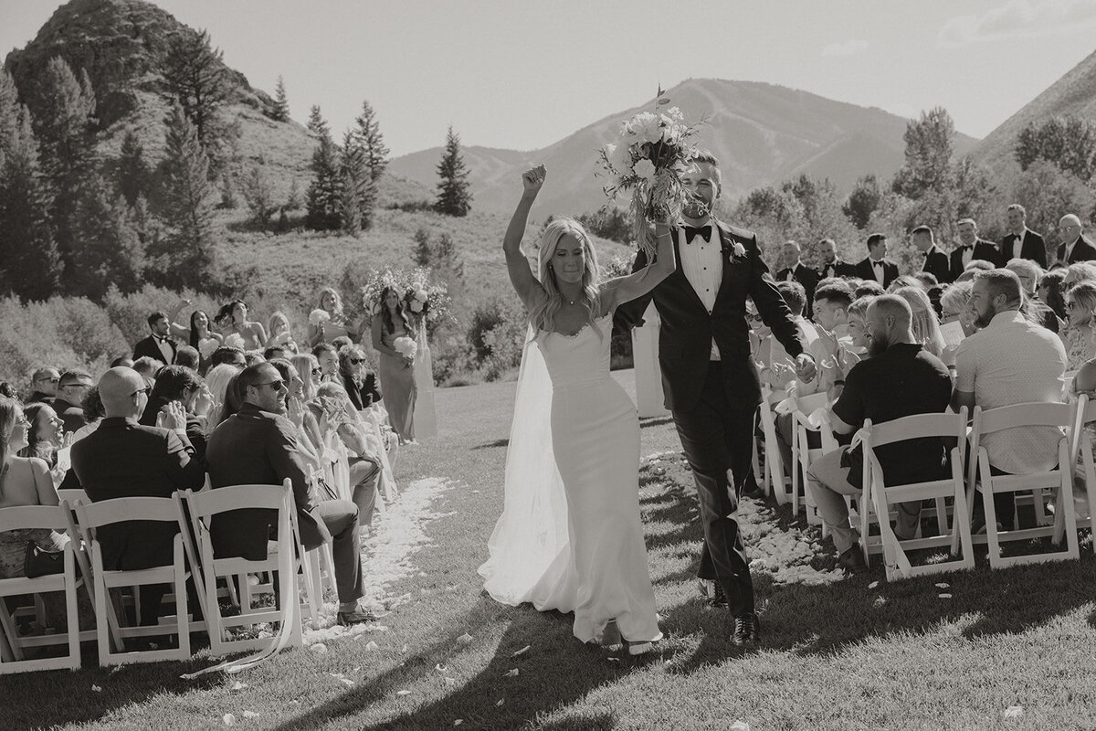 trail-creek-cabin-sun-valley-timeless-wedding-sneaks-134_websize