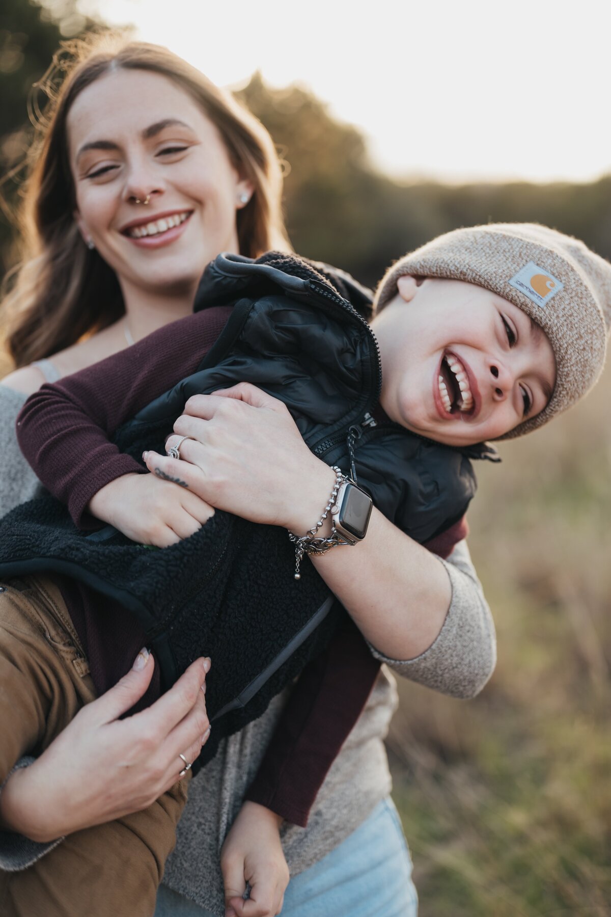 mom-and-son-laughing