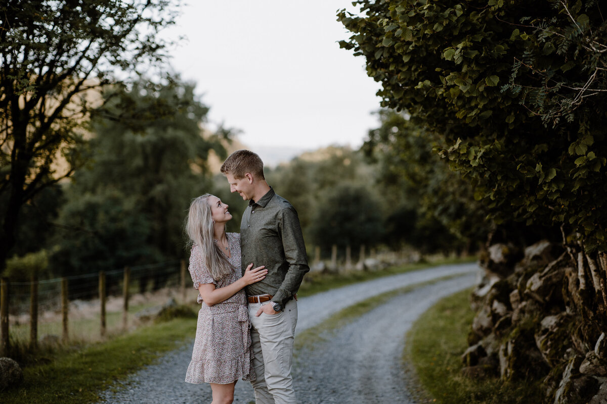 forlovelse_parfoto_charlottechristensen_jæren_Lye-08