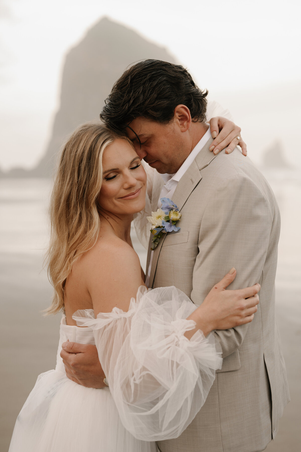 elopement-canon-beach-oregon-14