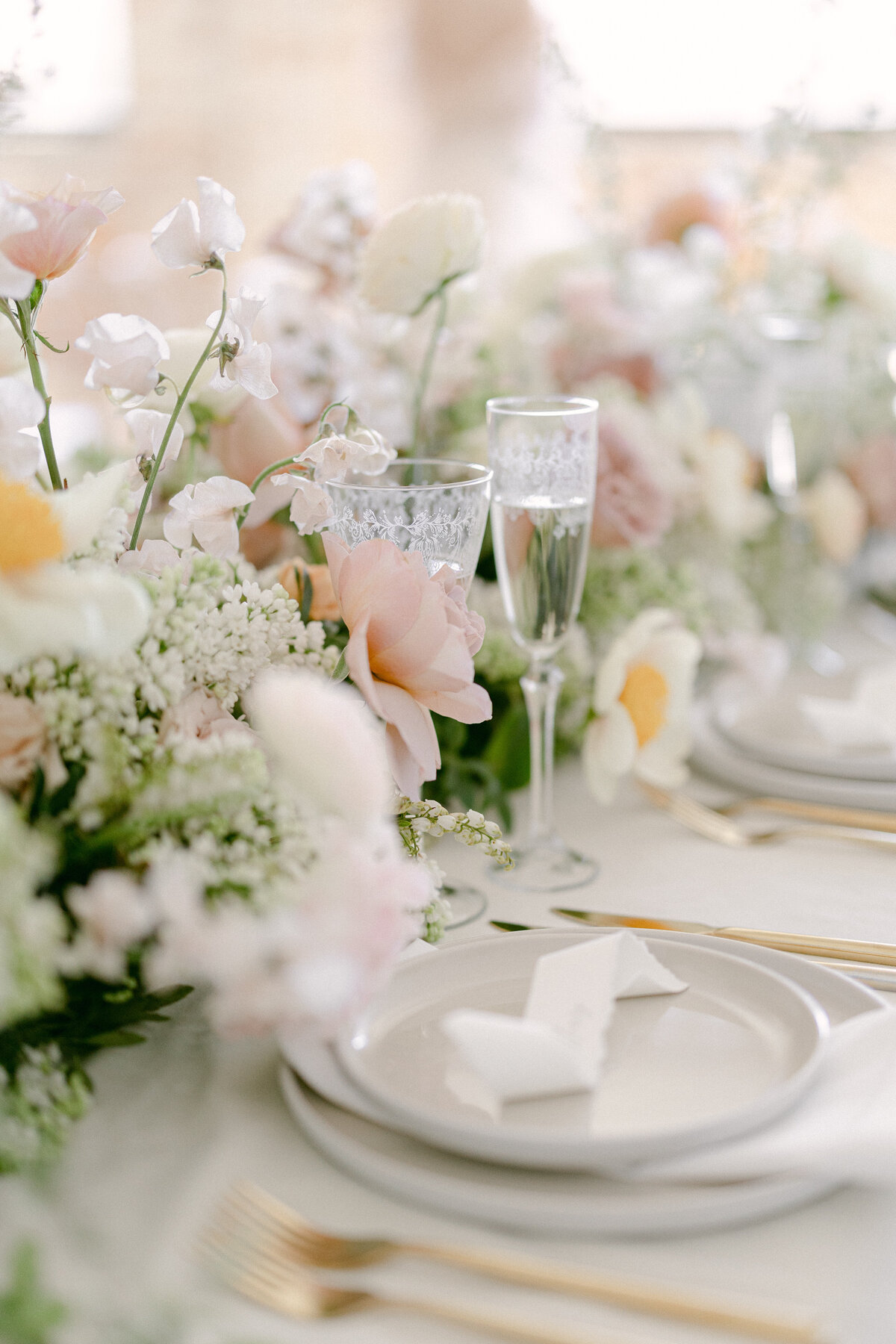 Fleurish_TheSassersWeddingPhotography_0027-Copy1