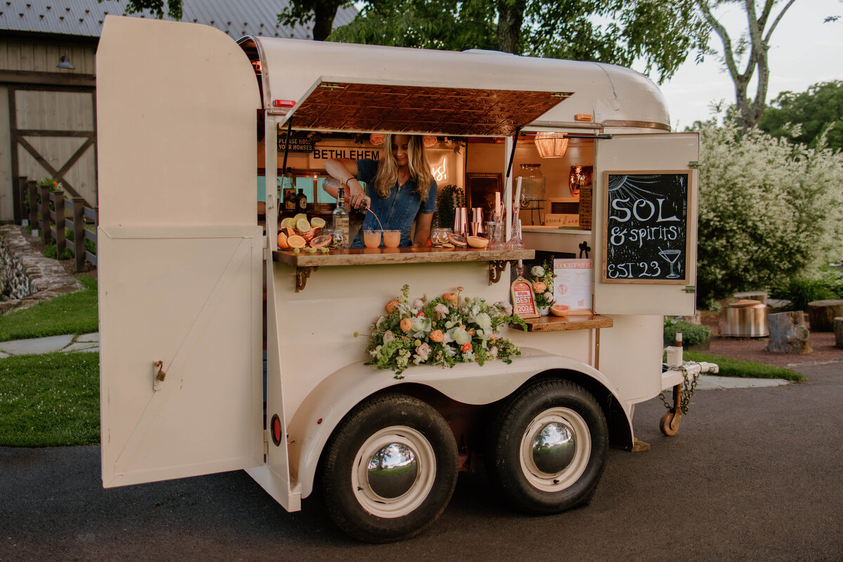Sol & Spirits - Mobile Bar in Allentown