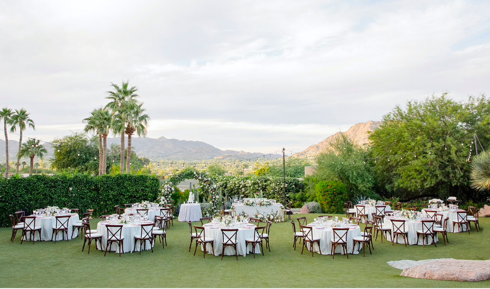 outdoor Arizona resort wedding reception