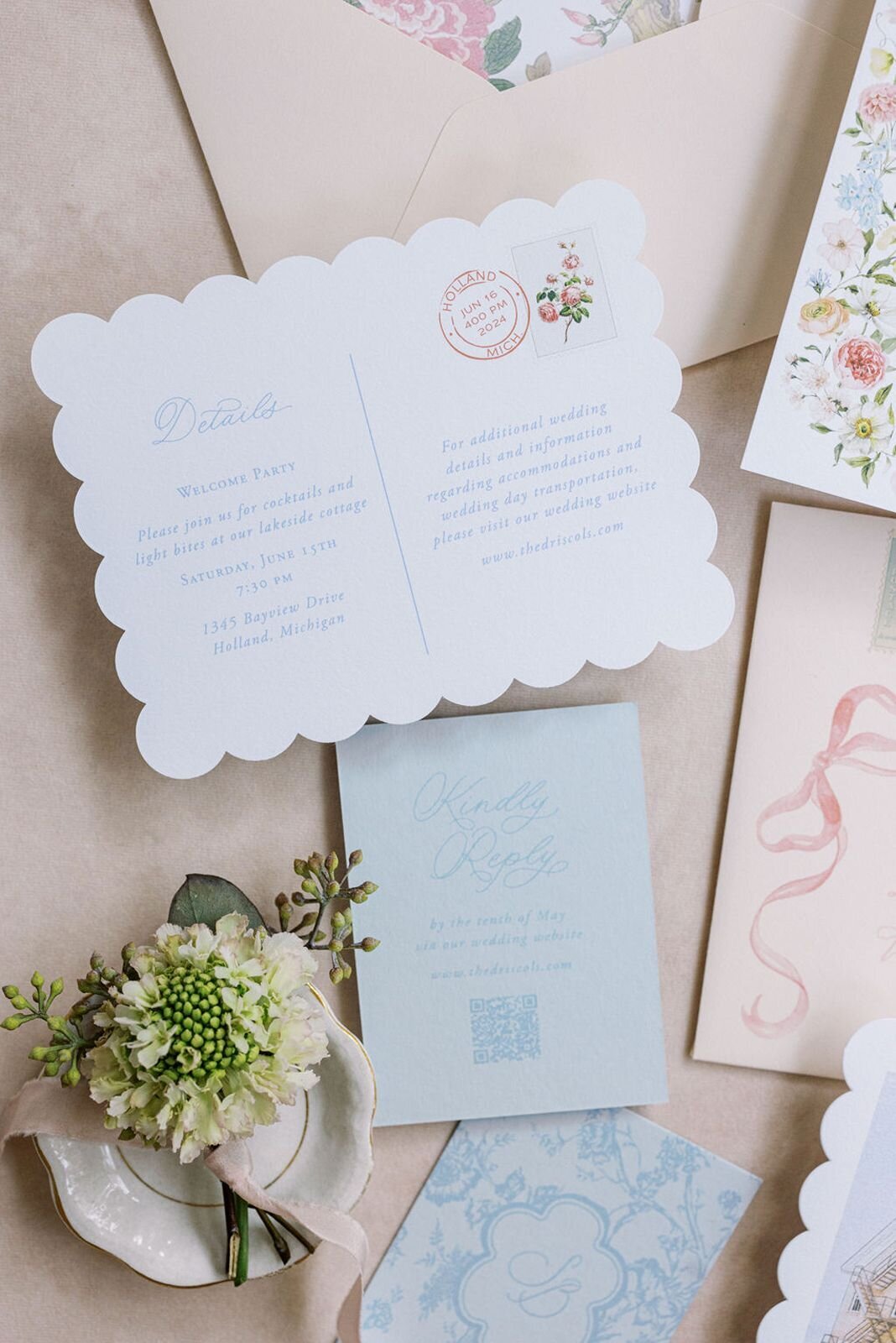 Romantic-Vintage-Wedding-Invitations-16