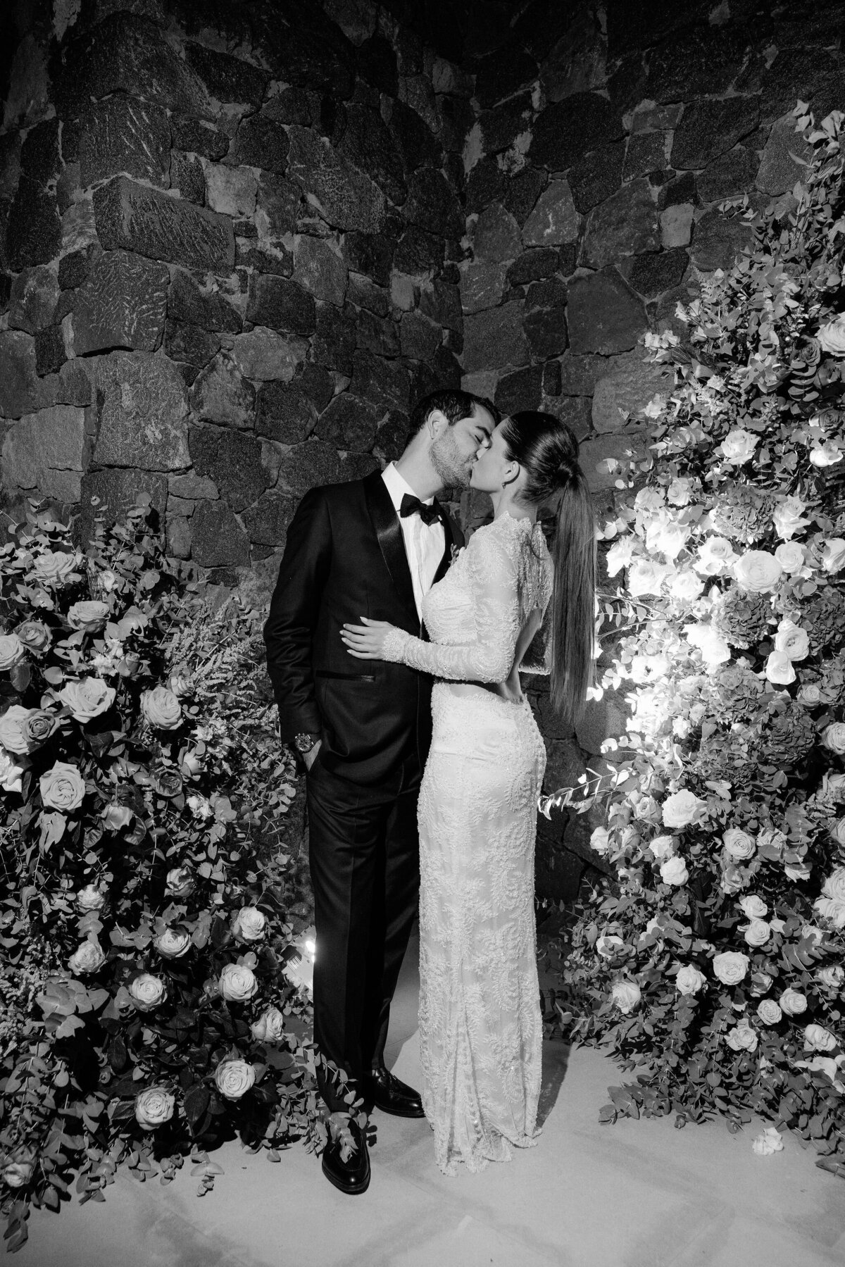 J&E | Glamorous Greece Wedding