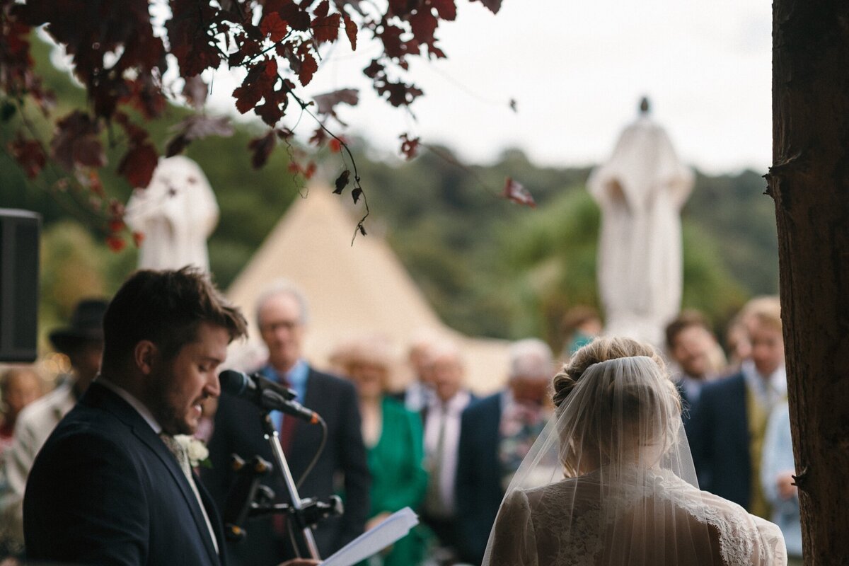 Hotel Endsleigh speeches on  lawn 