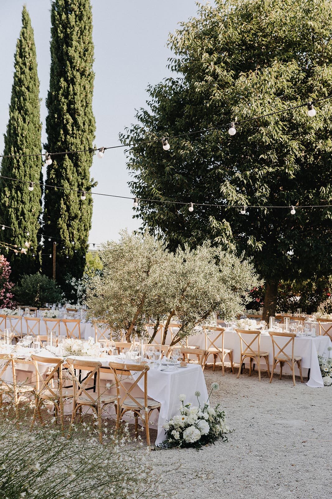 modern-and-elegant-wedding-in-provence16