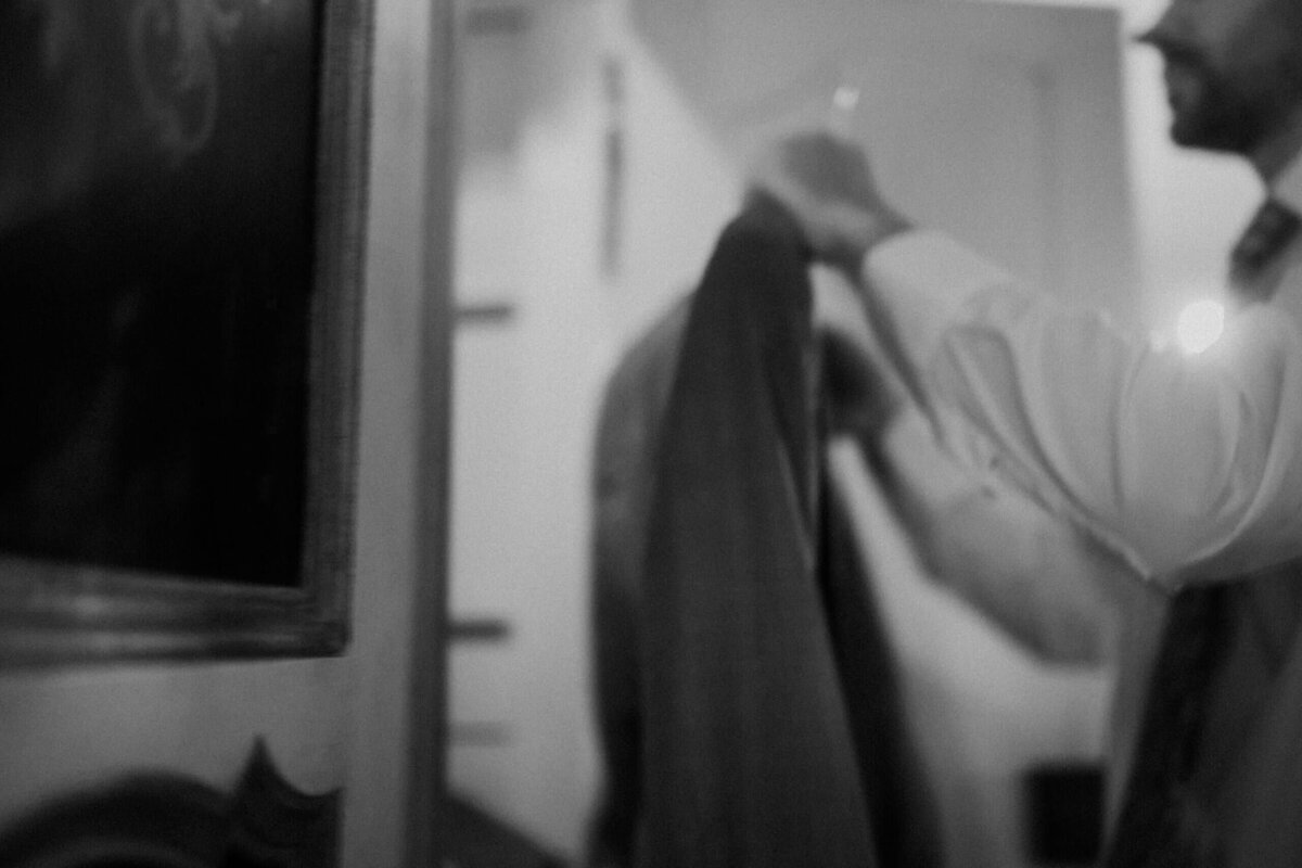 groom getting ready borgo santo pietro 