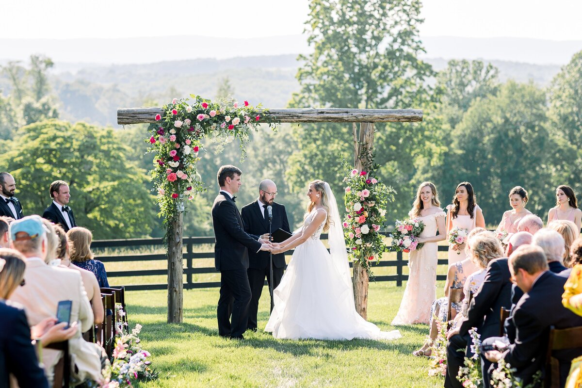 the-oak-barn-at-loyalty-virginia-wedding-photographer_0065
