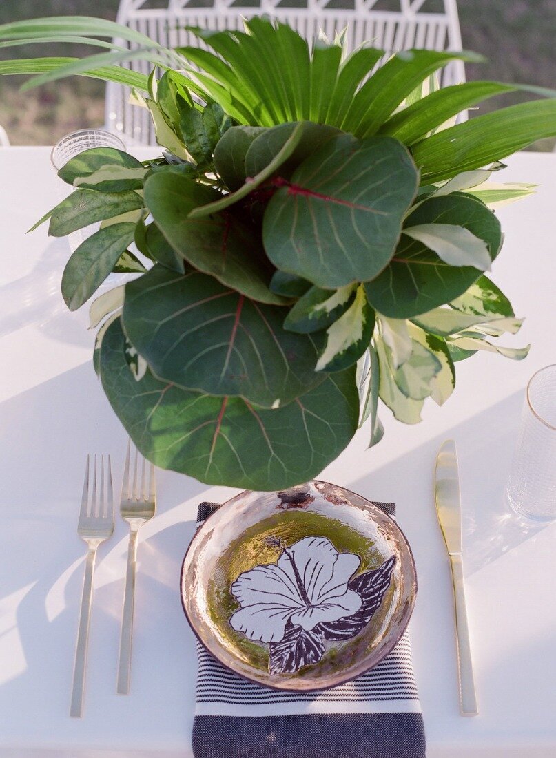 Style-Me-Pretty-Island-Dinner-Party-Dasfete-7