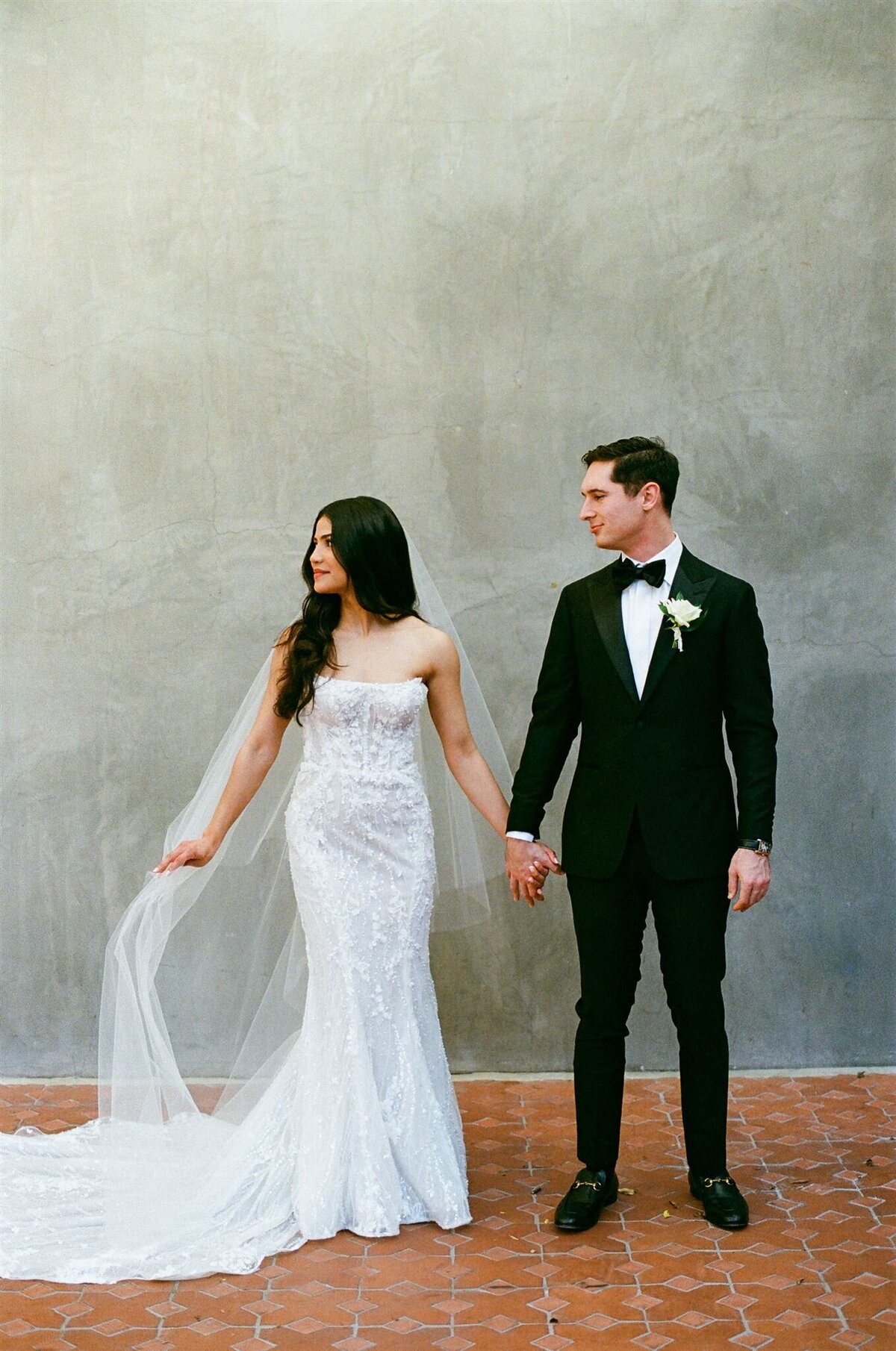 hotel-emma-san-antonio-wedding-film-leah-thomason-photography-10