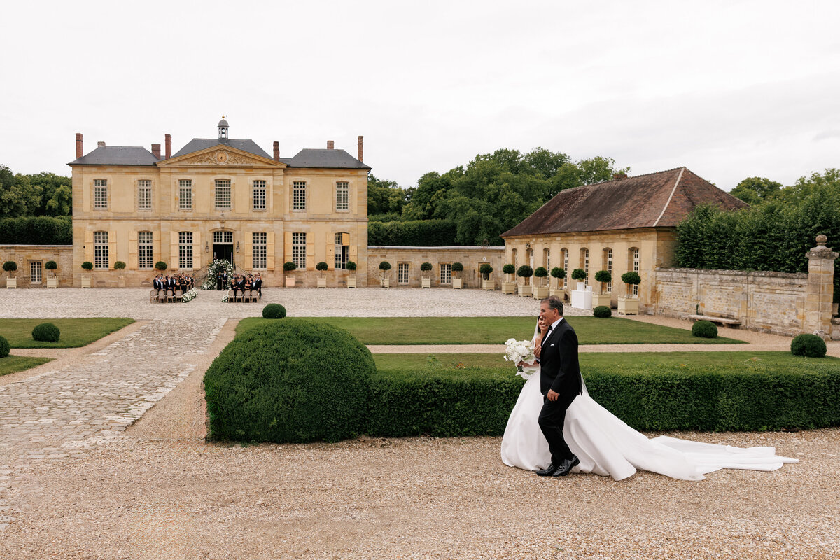 Morgane-Anderson-wedding-chateau-de-villette