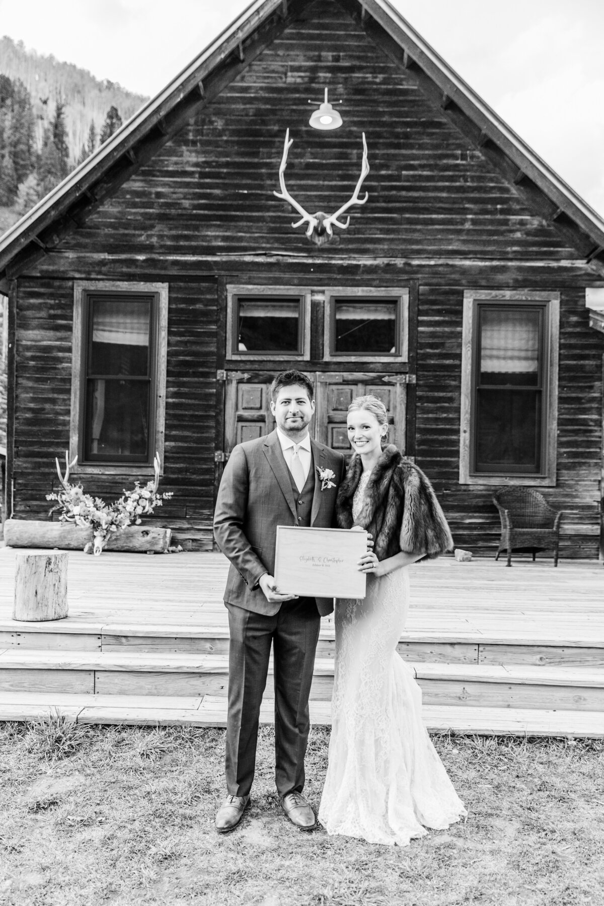 AbieLivesayPhotography-DuntonHotspringsWedding-ElizabethChristopher-993