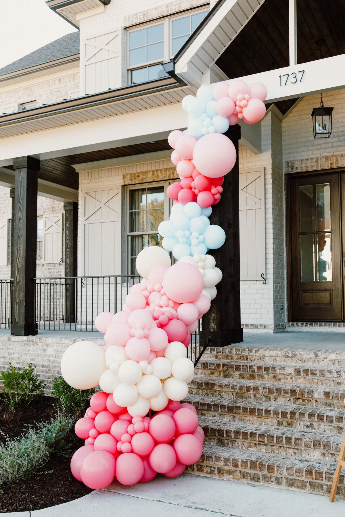 modern-little-events-balloons-nashville