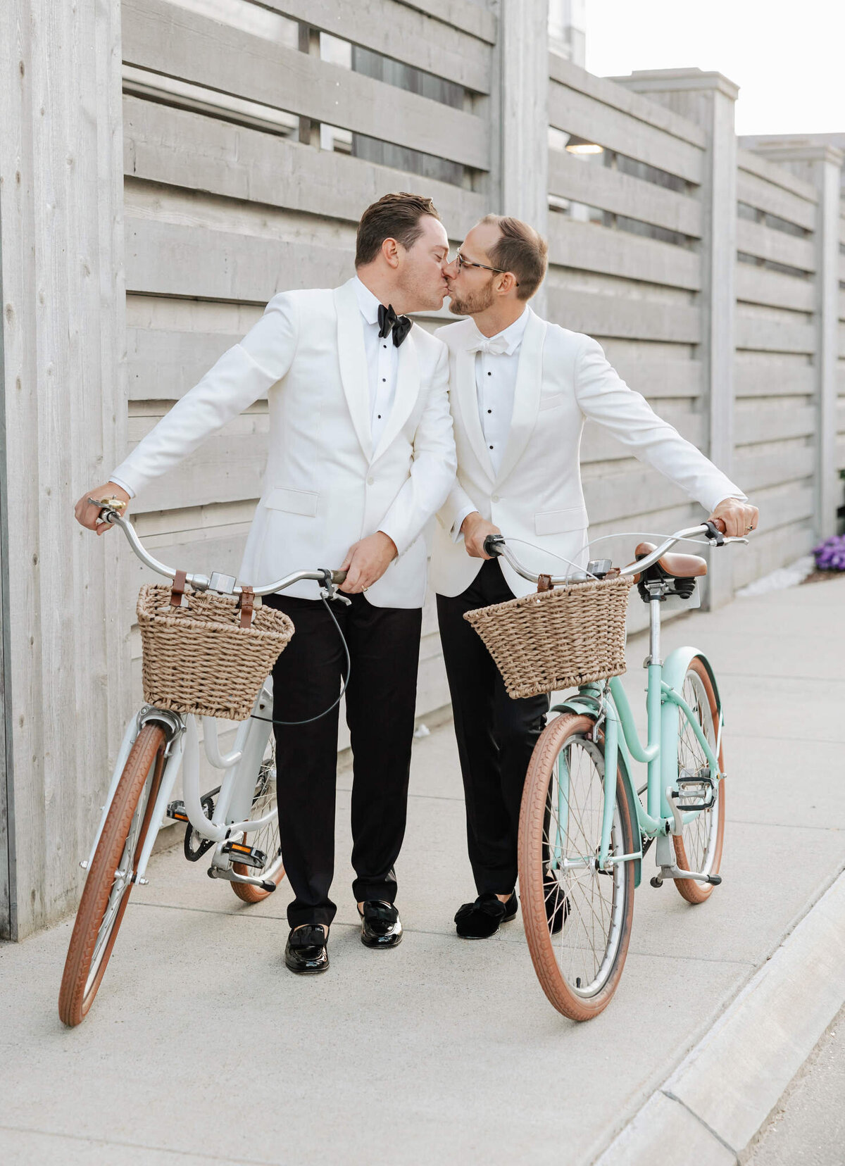 Lena Mirisola Photography Boston Massachusetts East Coast New England Wedding Engagement Photographer Inclusive Luxury LGBTQ Friendly Beauport-Hotel-Coastal-Gloucester-Gay-Wedding-035