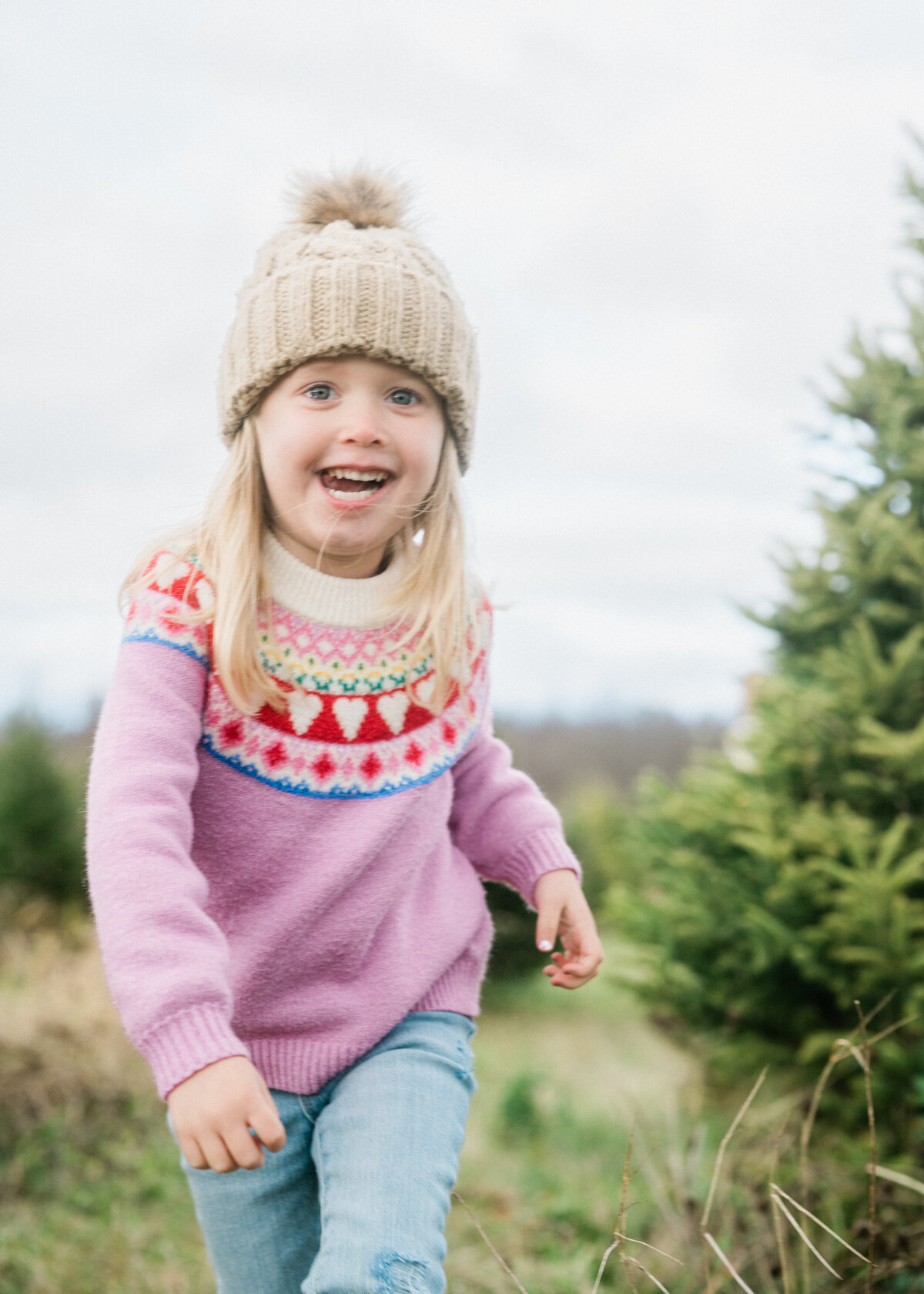 family_portraits_benjamin_treefarm_waterloo22