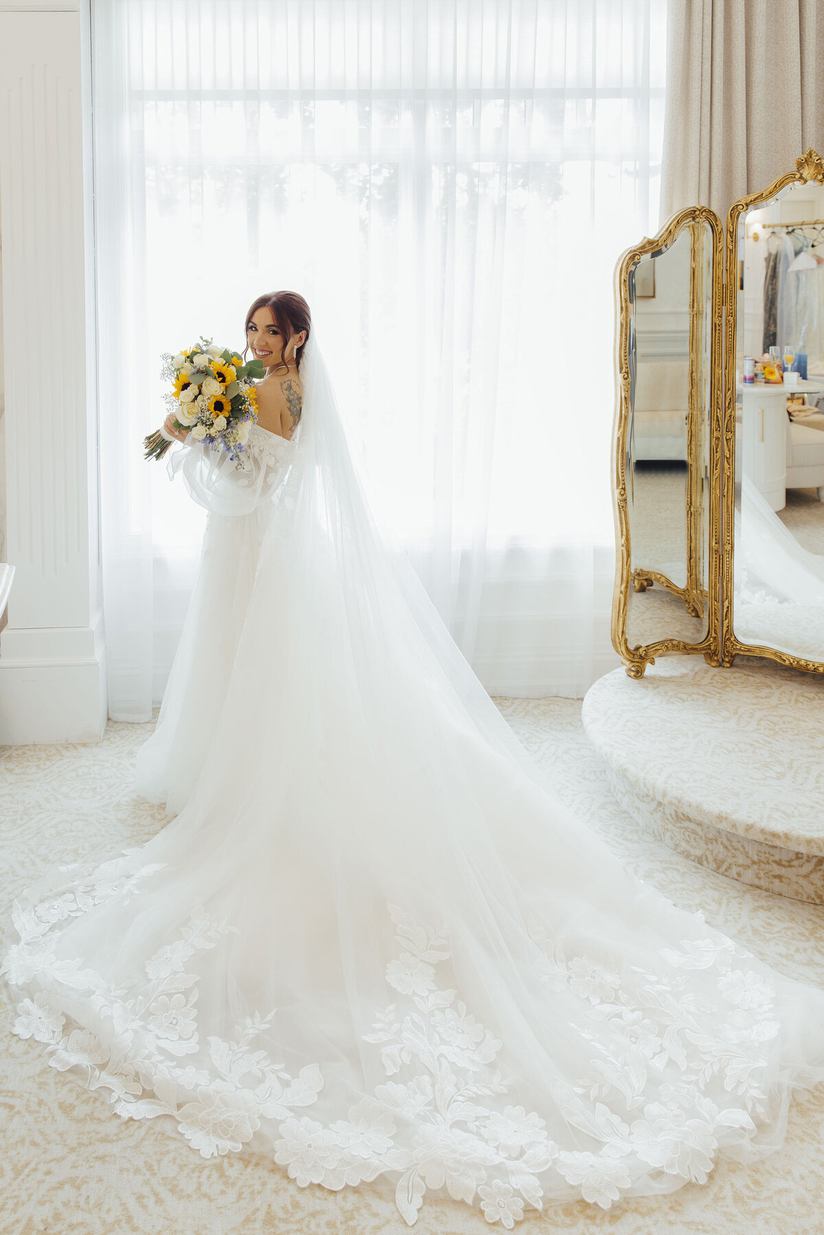 eagle-oaks-golf-club-bride-portrait-wedding-dress-bridal-suite-farmingdale-new-jersey