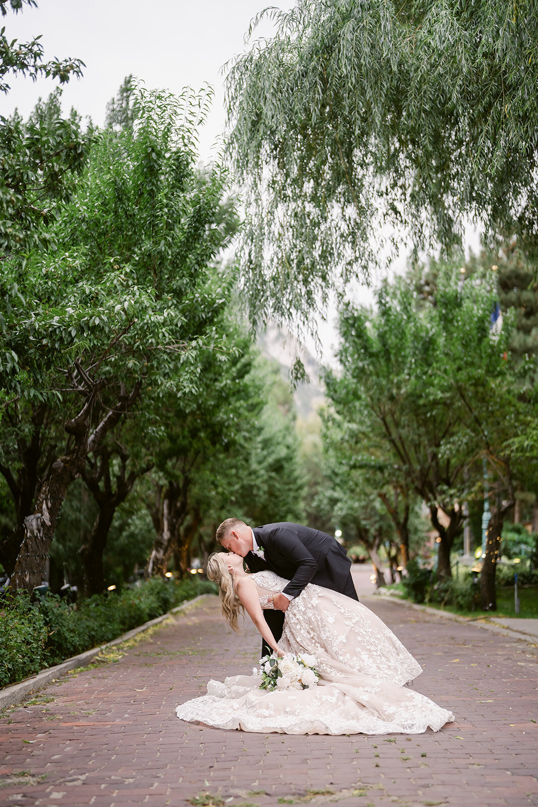 la-caille-summer-utah-mountain-wedding-pepper-nix-2112-2731