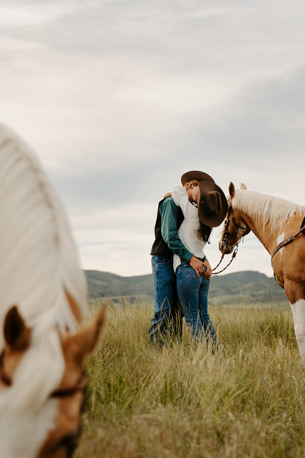 Haylee&William-Headwaters-Montana-VenturetoElope-49_websize