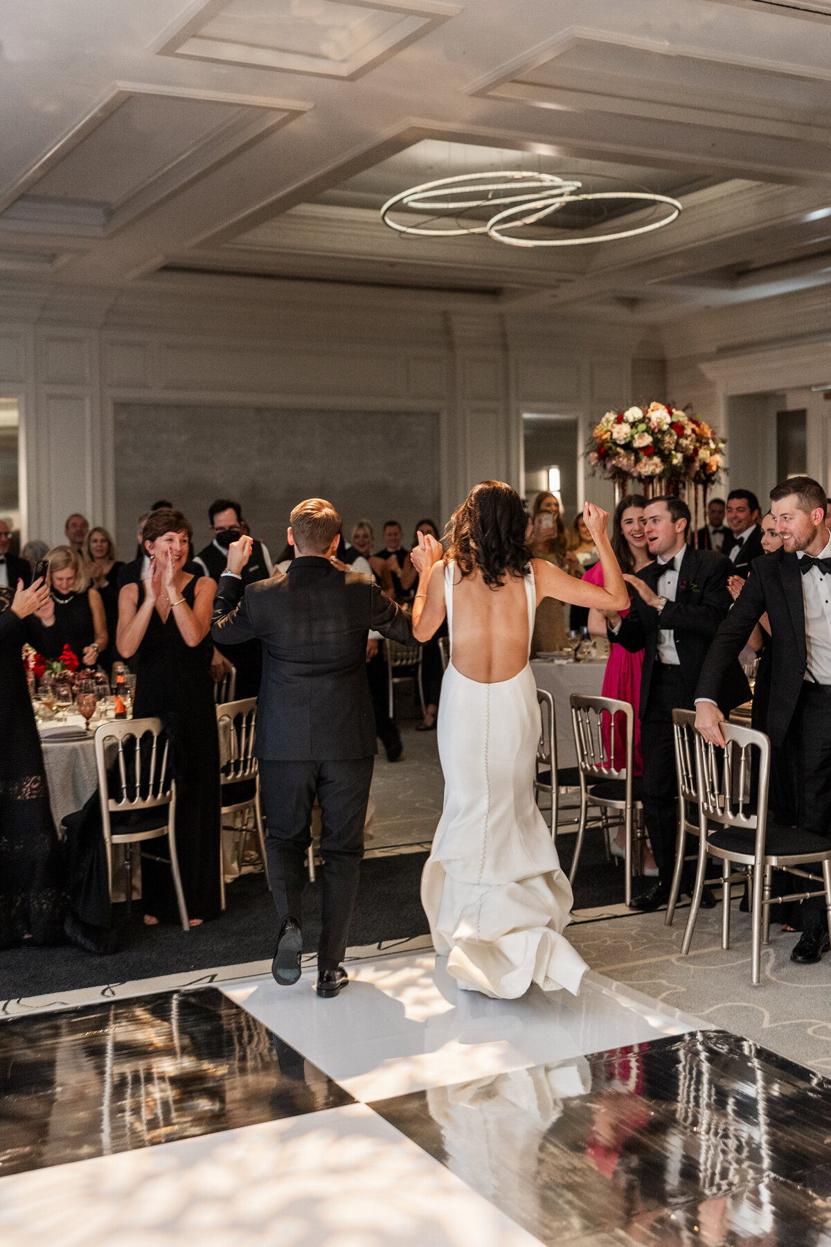 four-seasons-chicago-fall-wedding-alex-ferreri--62