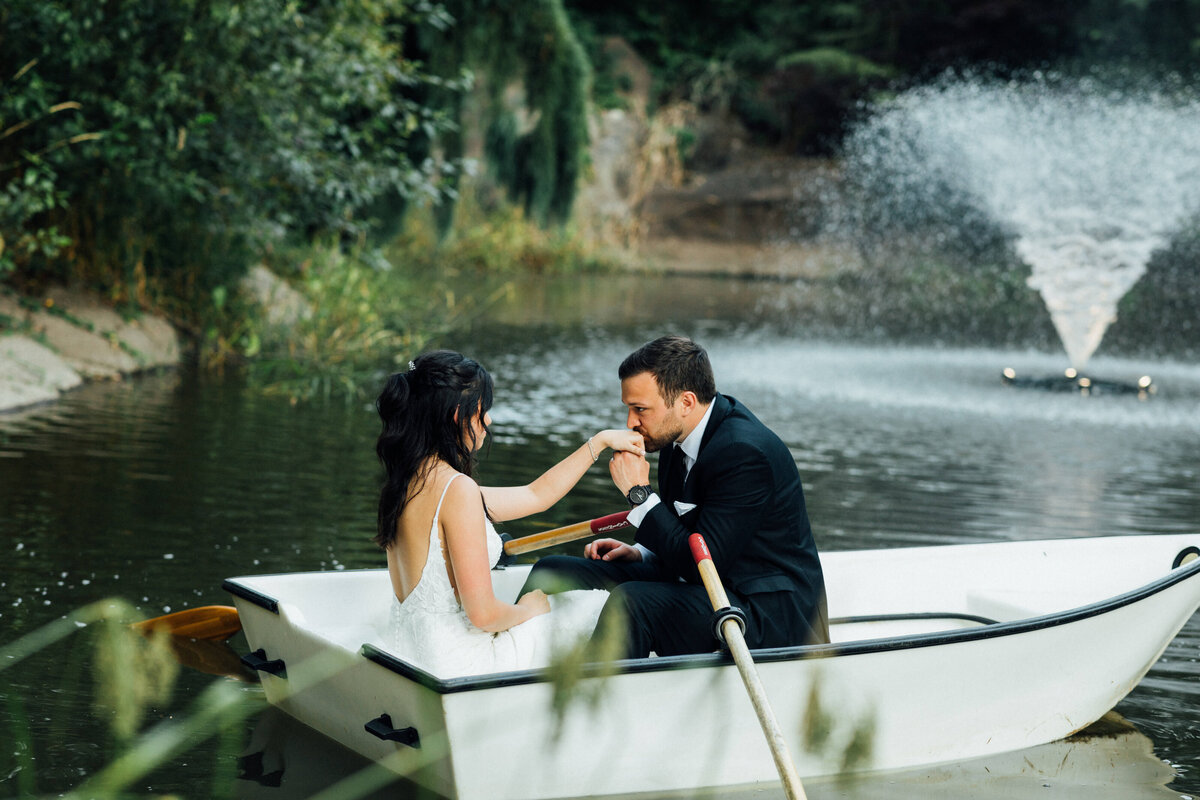33Seattle-Wedding-photographer-associate-sydney-43