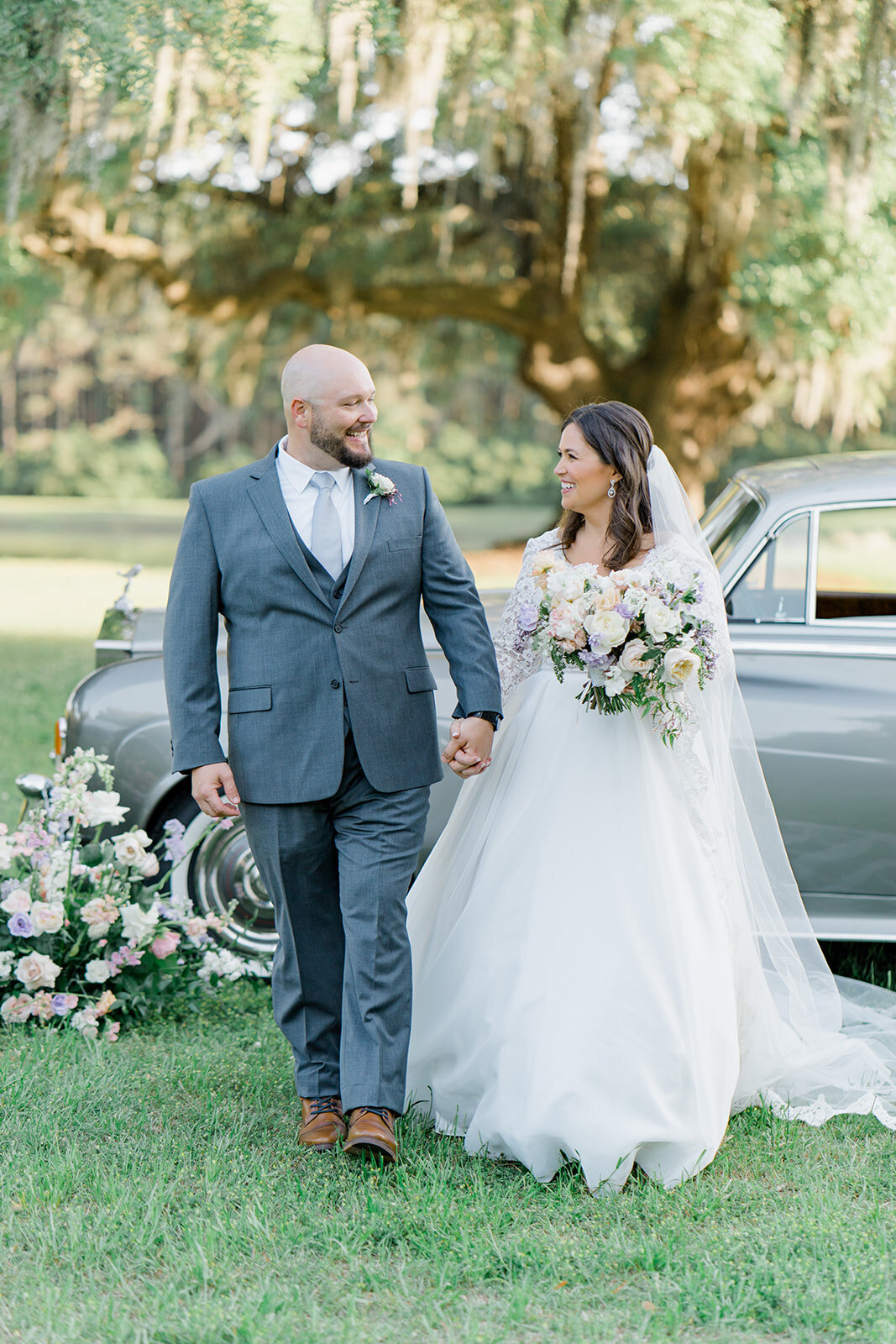 Erica + Matthew - Styled Elopement at Wingate Place - by Pure Luxe Bride Elopements - 10
