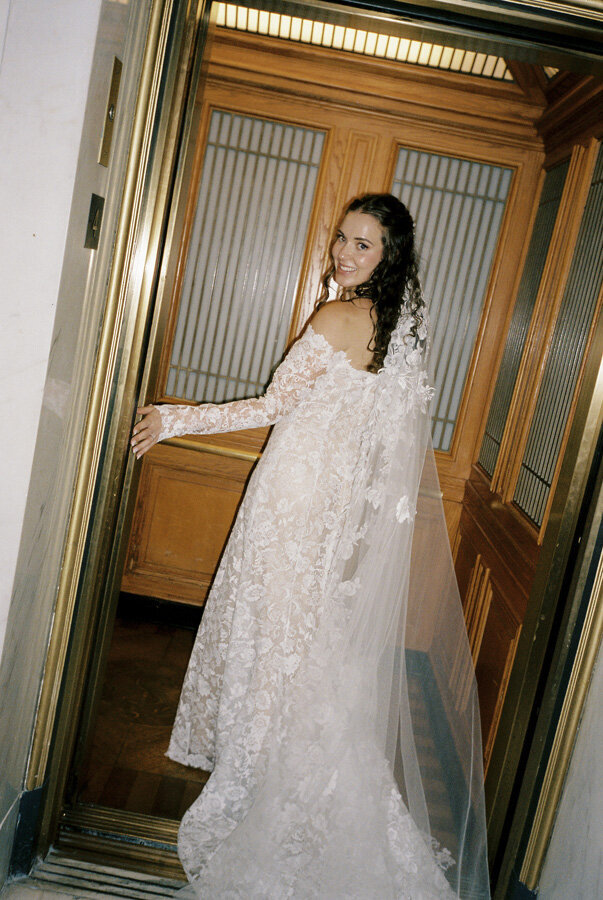 Lauren+Alex_sf_city_hall_058