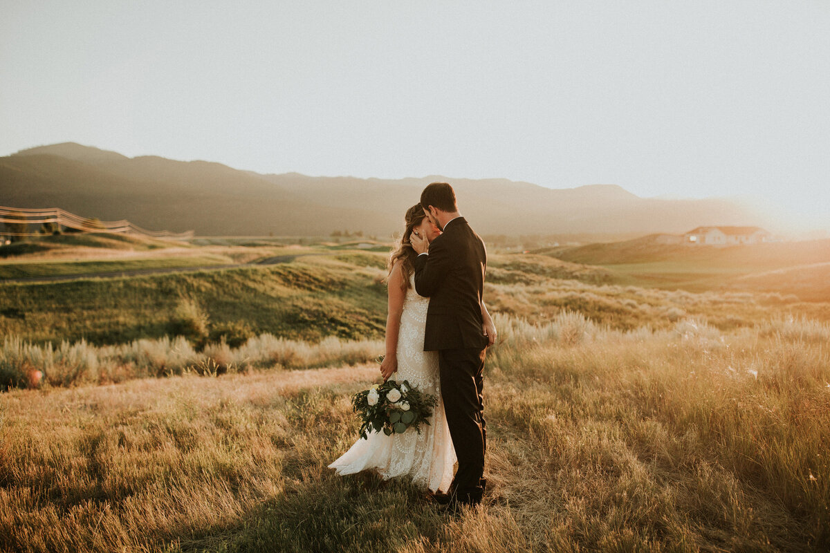 outdoor-wedding-montana-mountain-24