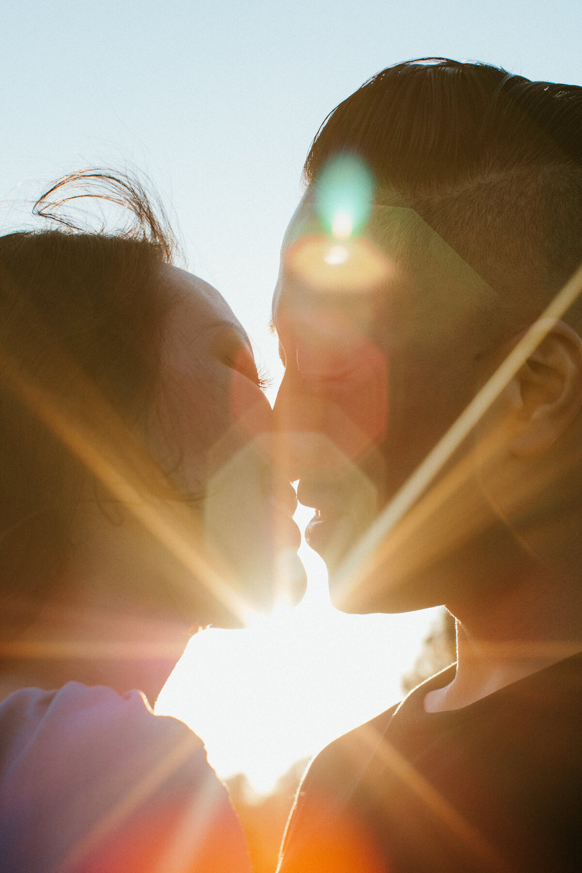 Couples-session-discovery-park-documentary-style-jennifer-moreno-photography-seattle-washington