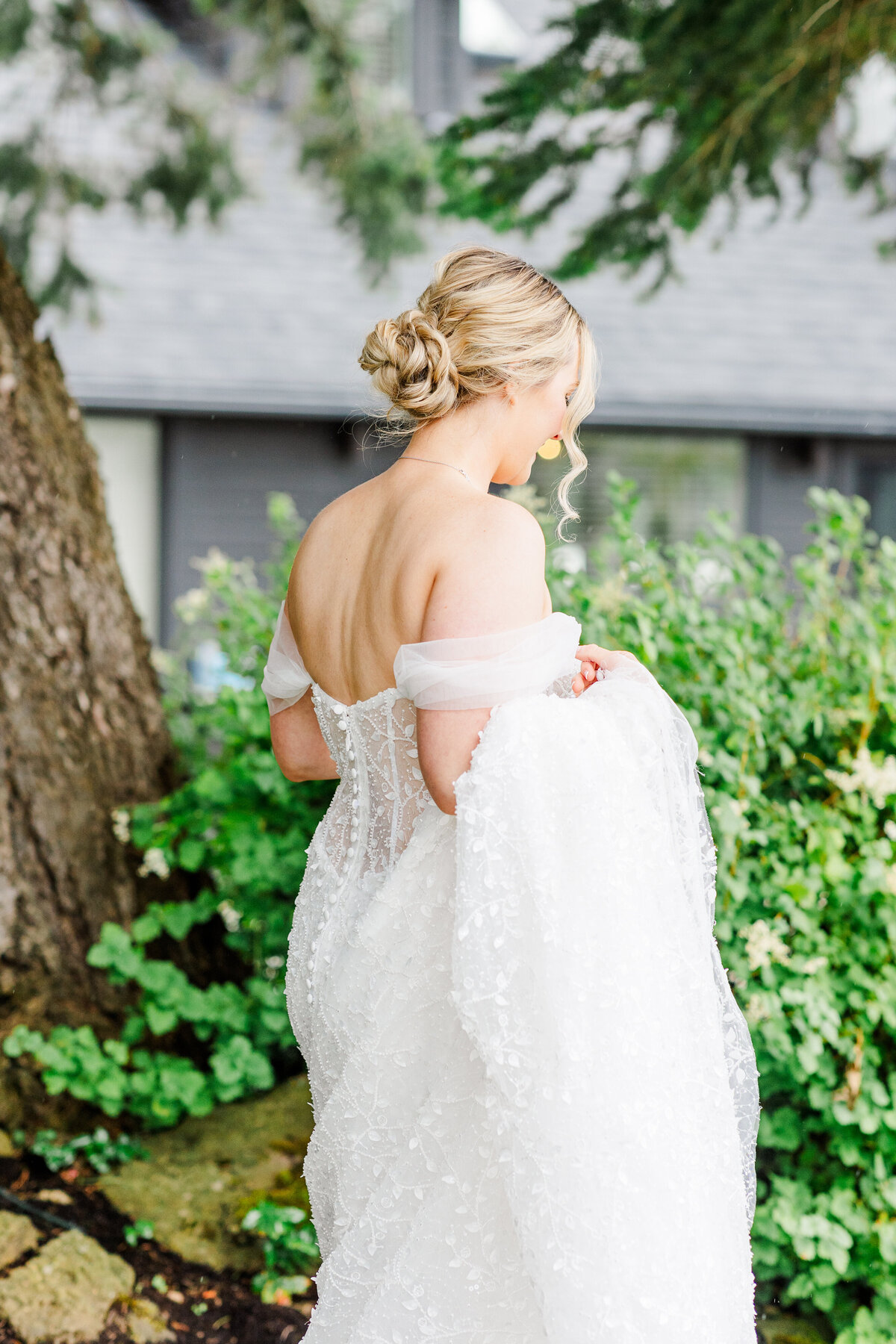 marina_&_aaron_wedding_dad_daughter_first_look-22