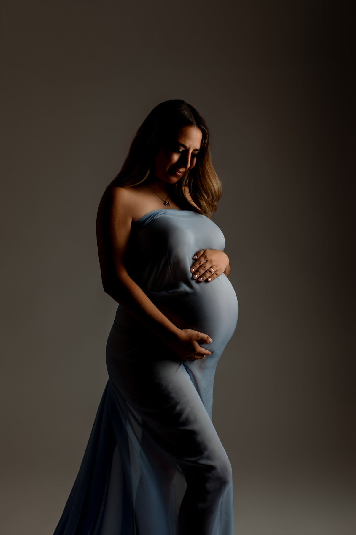 NW Arkansas maternity photographer, maternity photography near me, maternity portraits NW Arkansas, pregnancy photoshoot near me