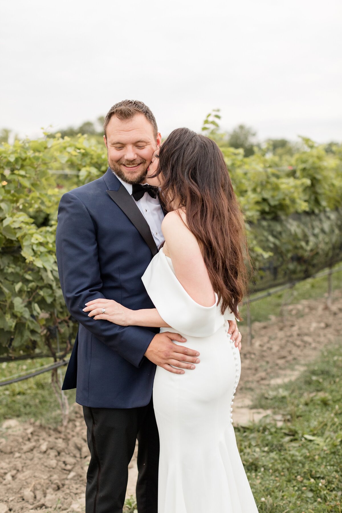 Aviva and Tyler Wedding Sneak Peeks - Dylan and Sandra Photography -68