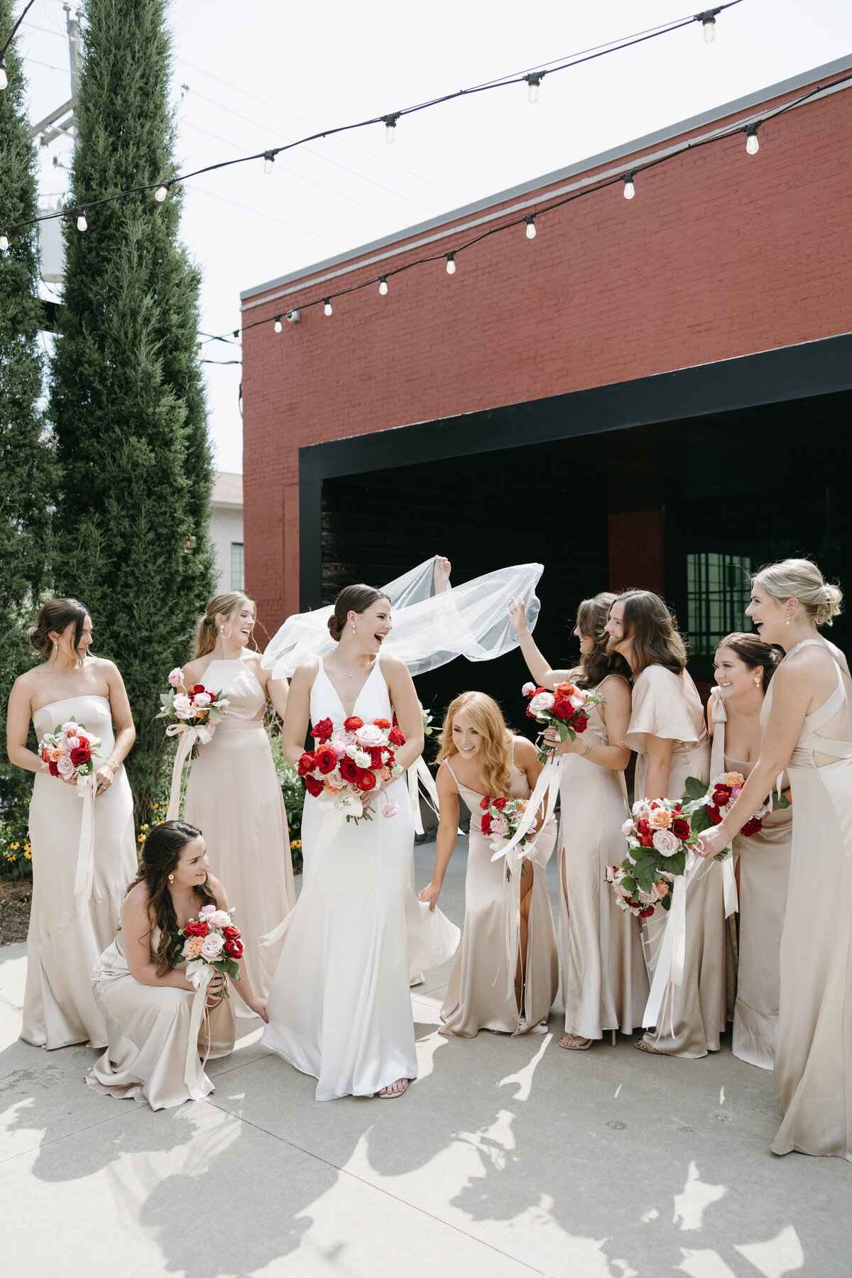 bride groom wedding photos Bentonville Arkansas_WeddingParty-25