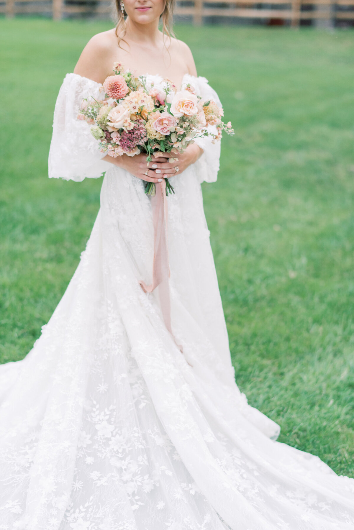 Hartwood-Acres-Wedding-Venue-Vibrant-Fall-Color-Palette-Novalee-Events-Co.-Bride-Romantic-Bridal-Gown-Bouquet