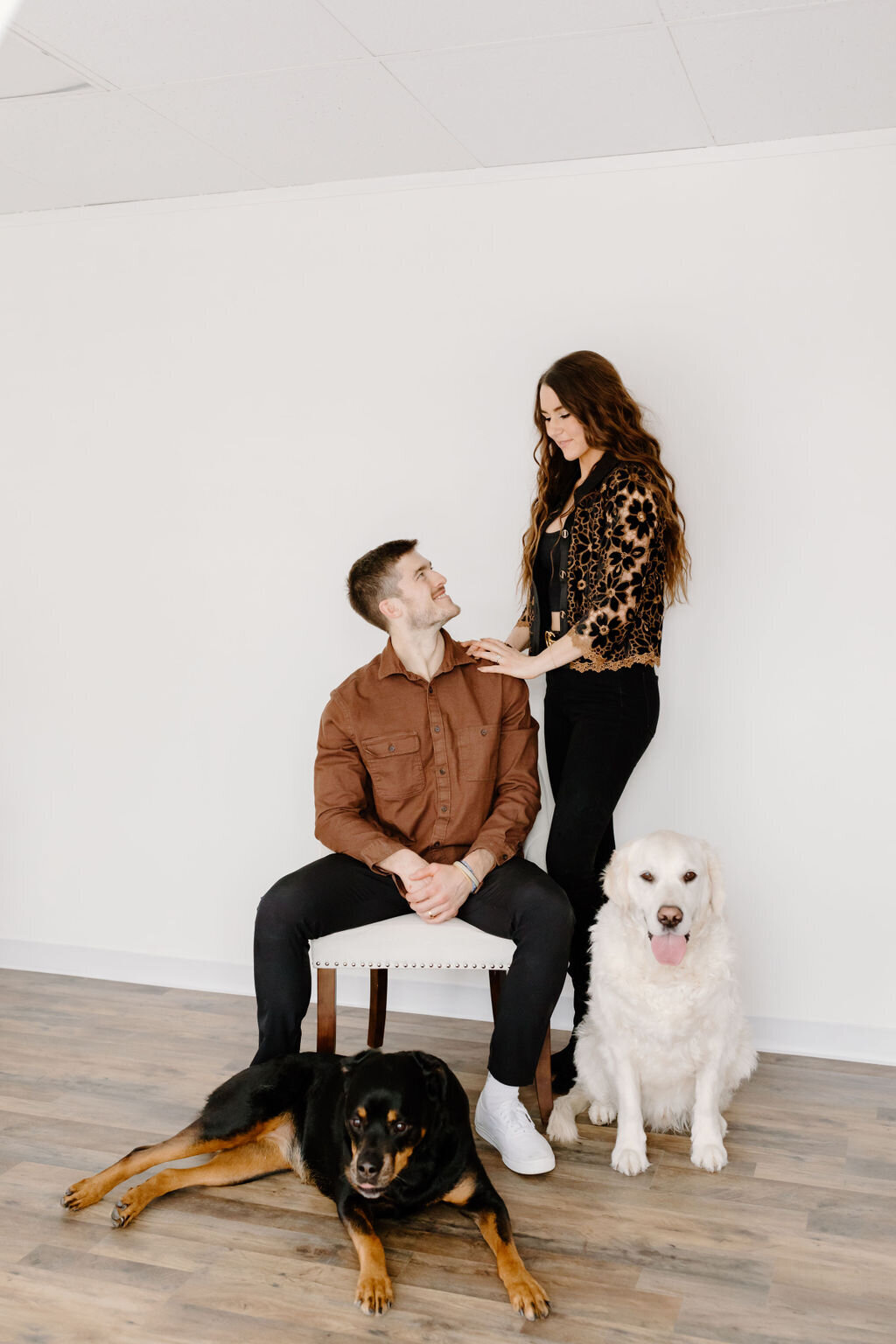 christina_ney_photography_wedding_engagement_lifestyle_photographer_dubuque_iowa_wedding_planning_assistance_adventurous_bold_laidback Family Photography30