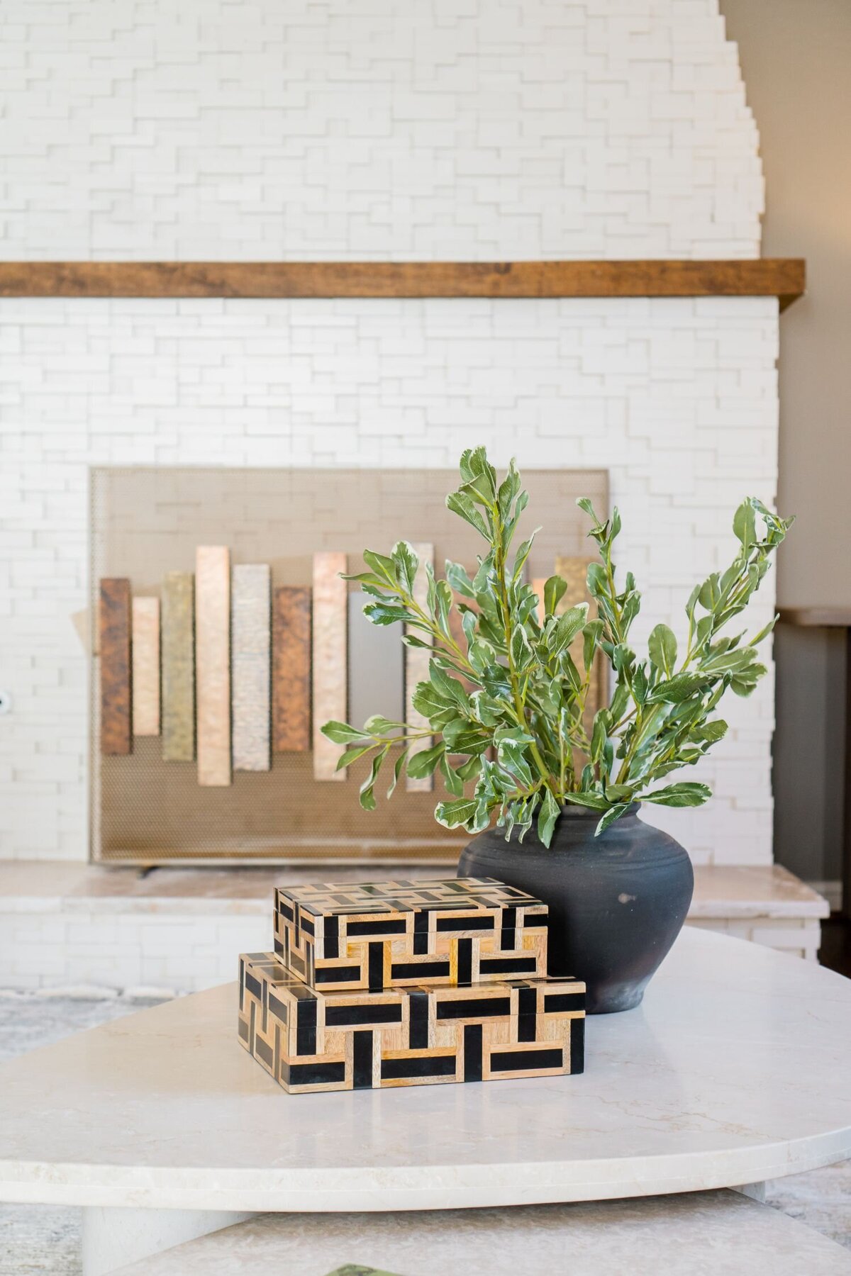 rebekah-nicole-interiors-ember-project-living-room-styling-fireplace