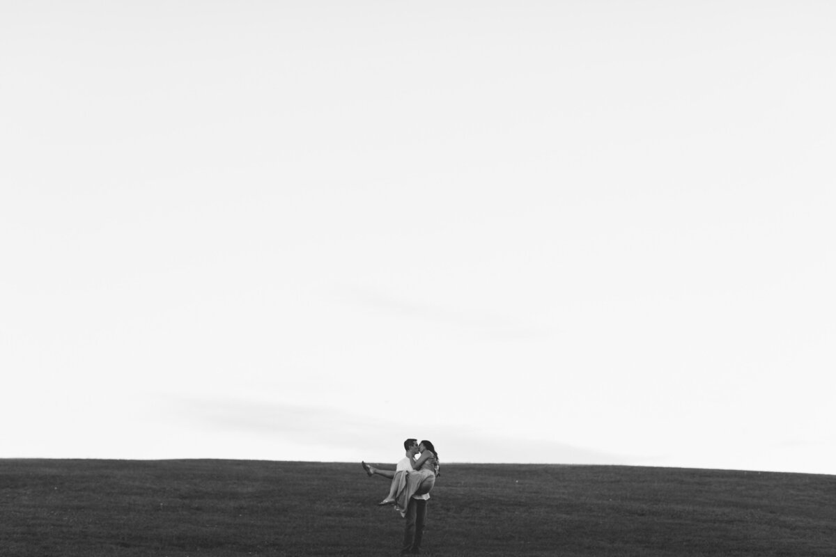 candid-boston-engagement-photographer-zev-fisher105