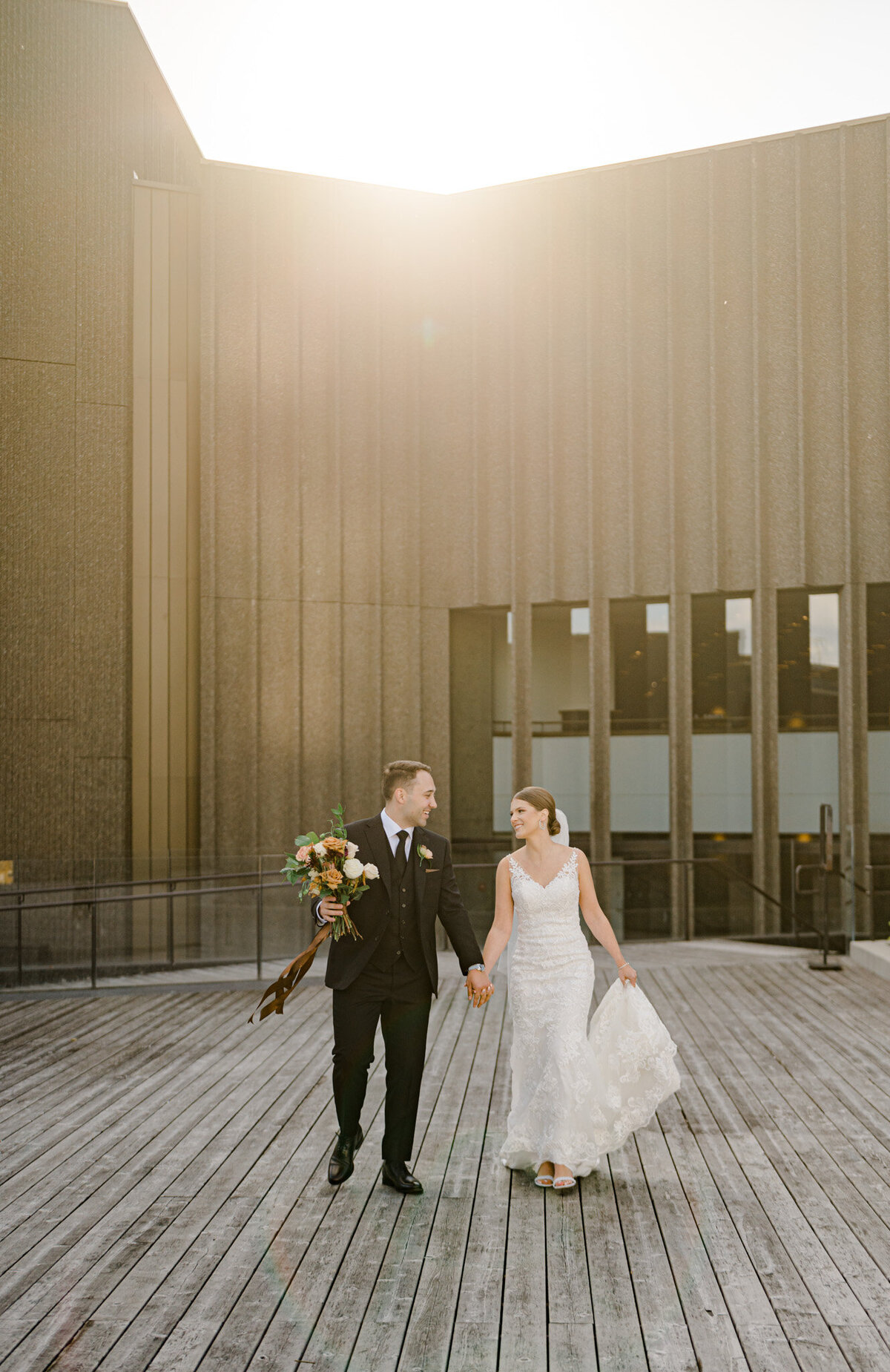 julia-nick-national-art-centre-ottawa-wedding-2022-108