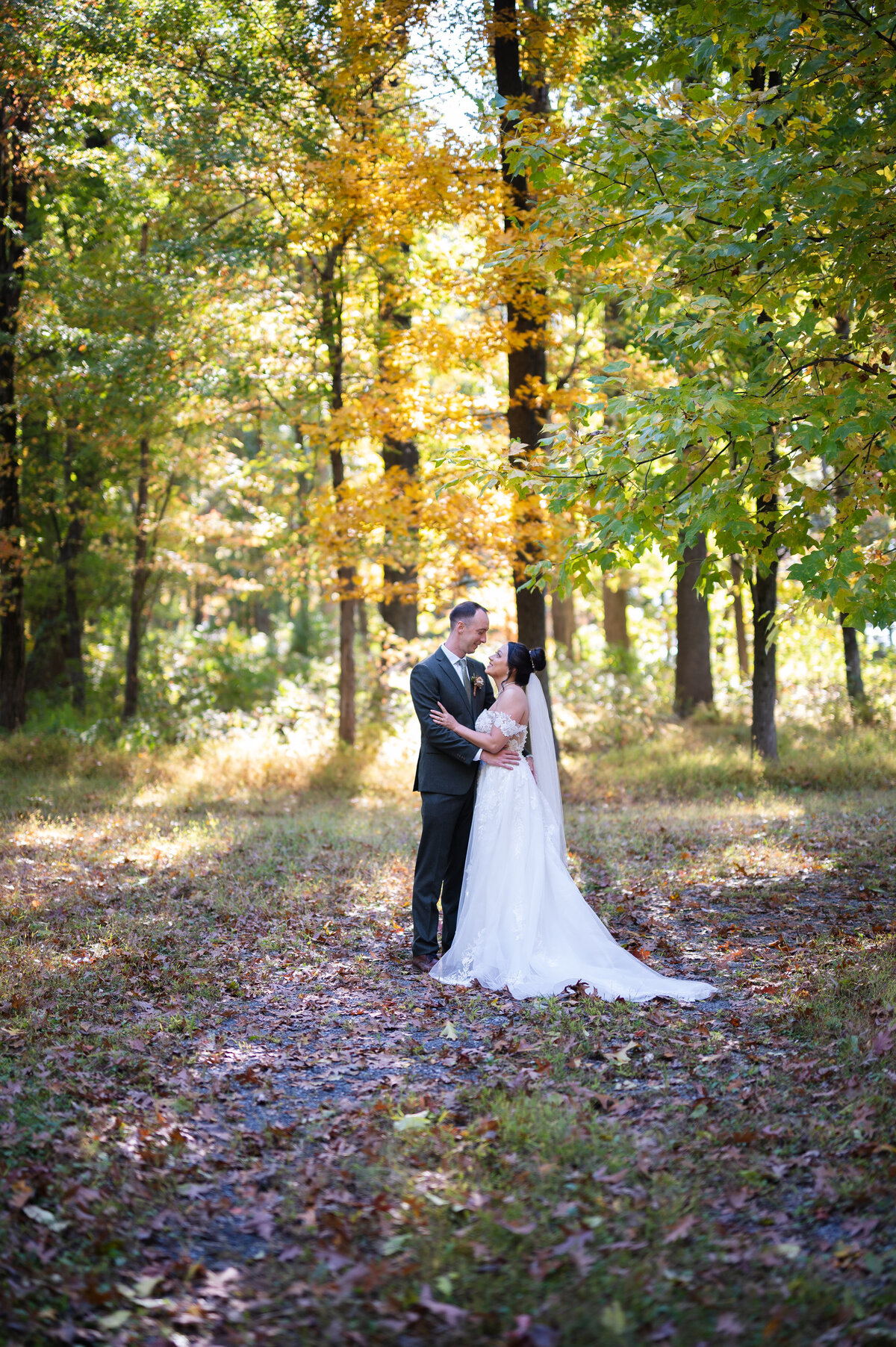 hain-burkdoll-serra-valley-barn-maryland-weddings-jsasuphotography-40