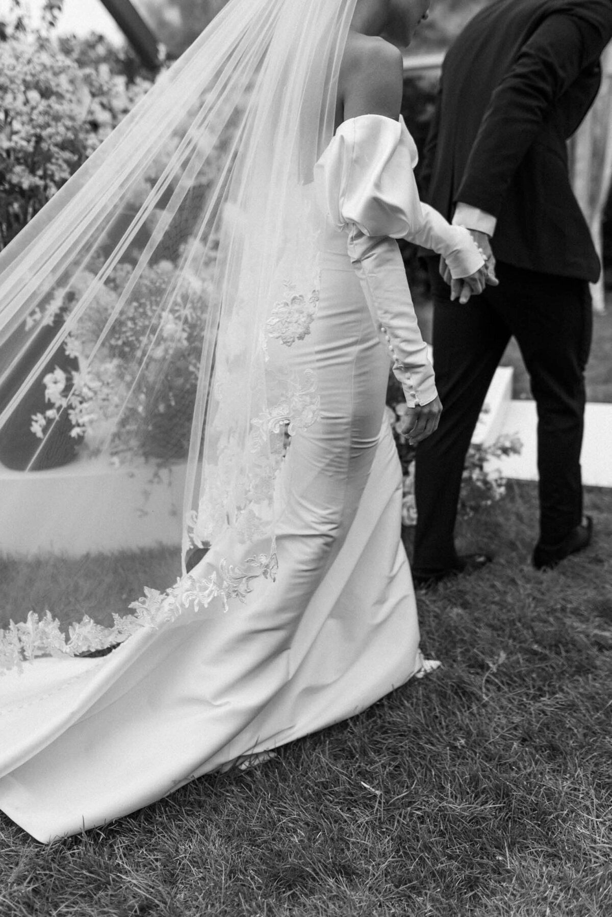 515-Harding-Waterfront-Estate-Toronto-Canada-Claire-Lawson-Crouse-Wedding-35