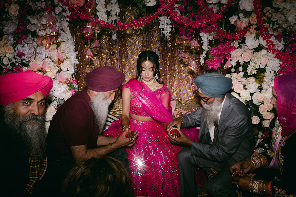 toronto-wedding-photographer-sikh-sangeet-062