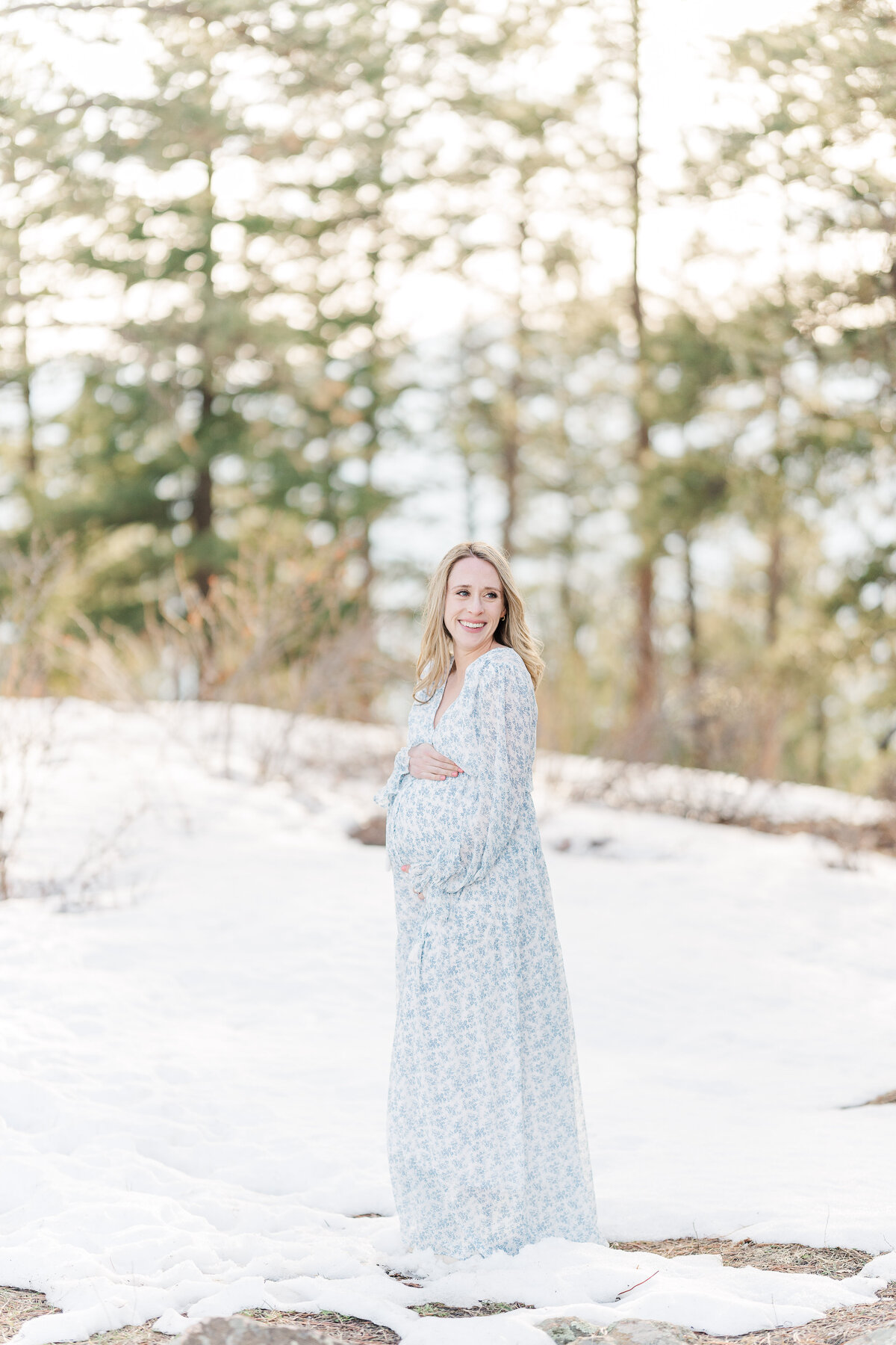 Colorado Winter Maternity Mountain Pictures Mount Falcon Elena Spraguer Photography0057