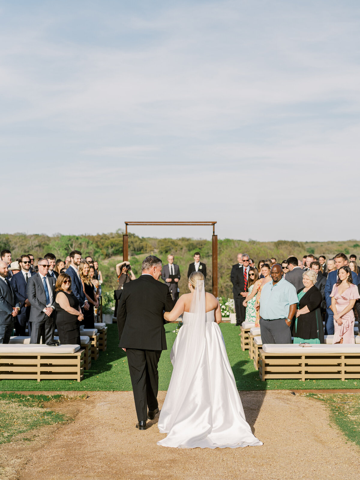 timeless-wedding-ceremony-dallas-outdoor-lazy-s-hacienda-venue-9
