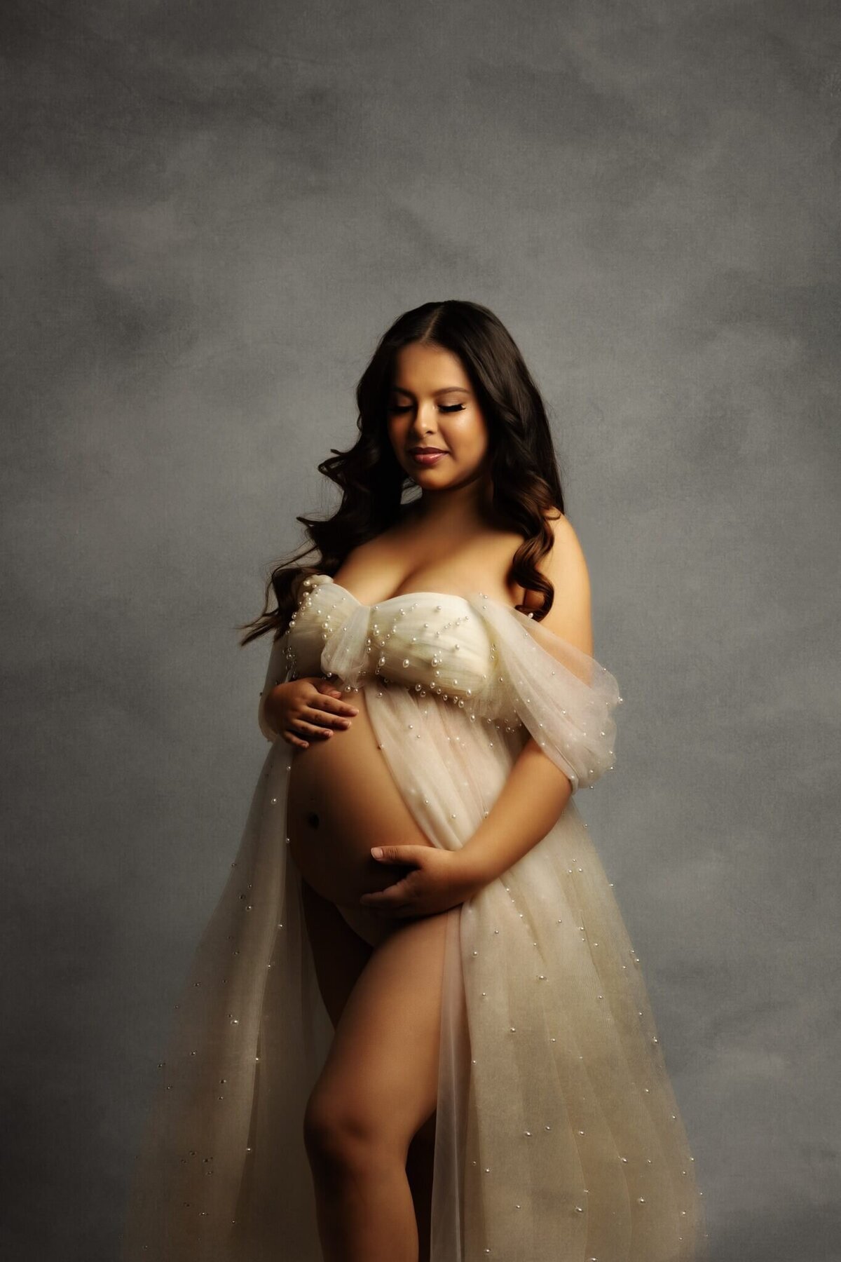 NW Arkansas maternity photographer, maternity photography near me, maternity portraits NW Arkansas, pregnancy photoshoot near me