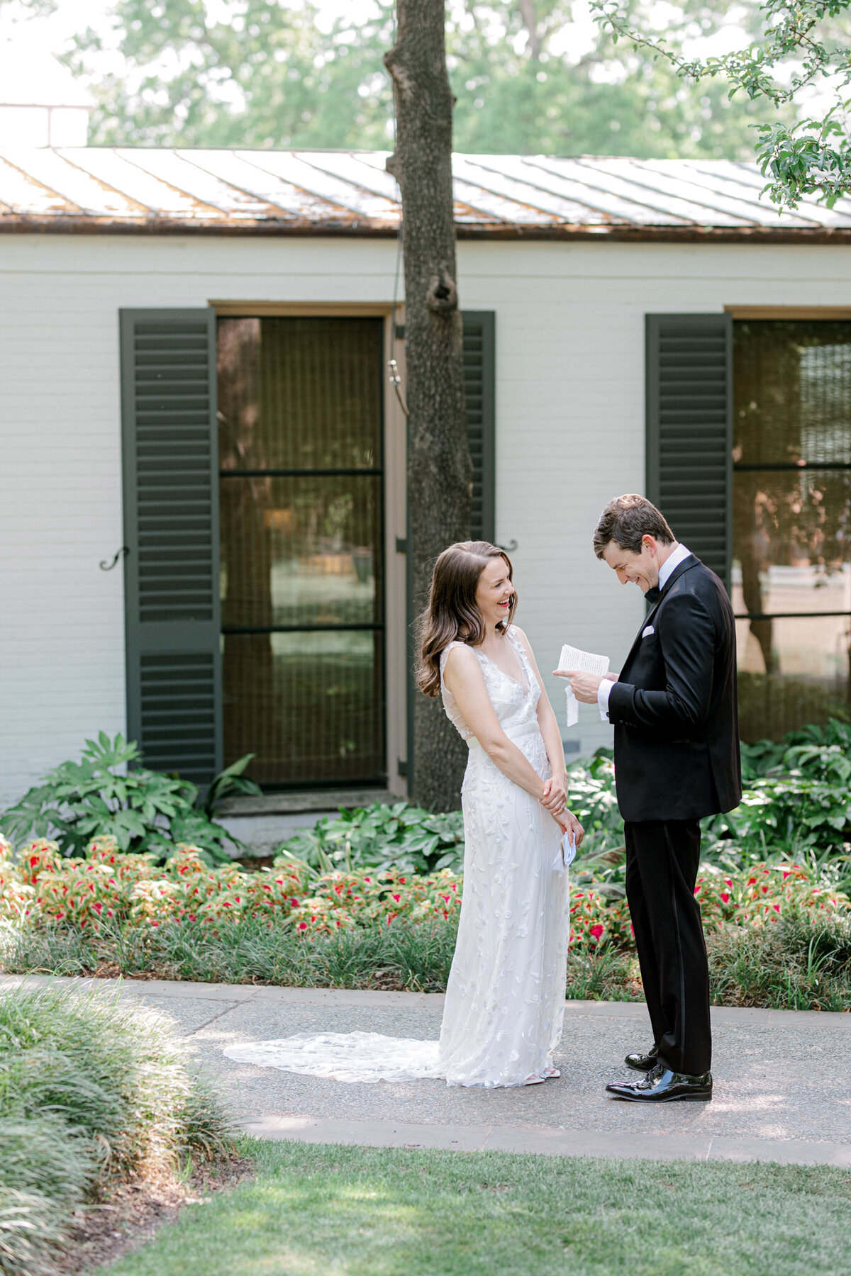 Gena & Matt's Wedding at the Dallas Arboretum | Dallas Wedding Photographer | Sami Kathryn Photography-77
